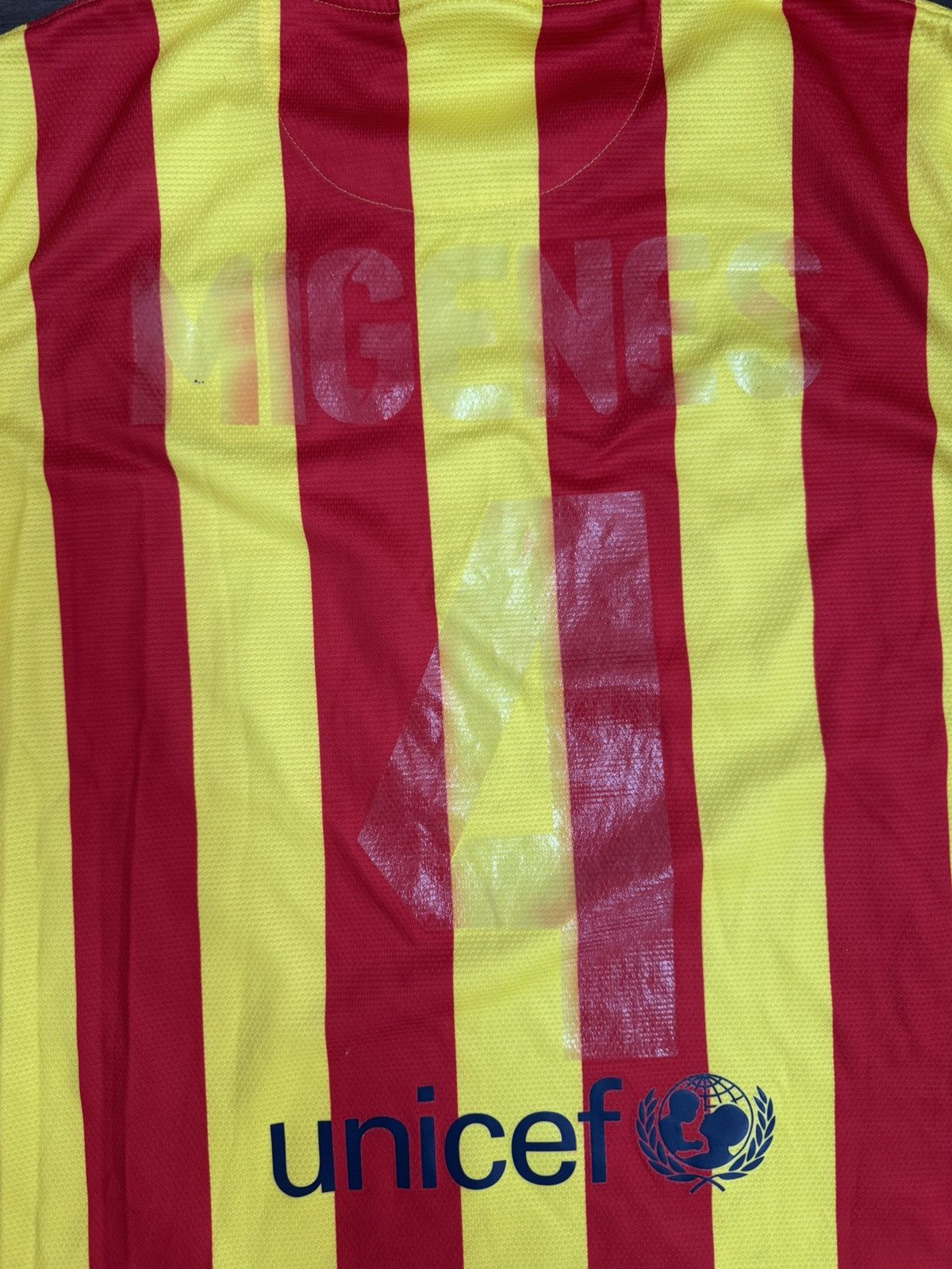 Nike Barcelona Migenes #4 2013/14 Away Soccer Football Jersey Size US S / EU 44-46 / 1 - 11 Thumbnail