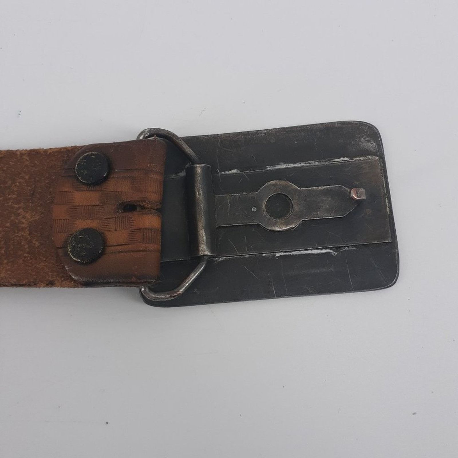 Other Men's Tooled Brown Leather Belt Basket Weave Shaggy Dog 34 Size 34 - 4 Thumbnail
