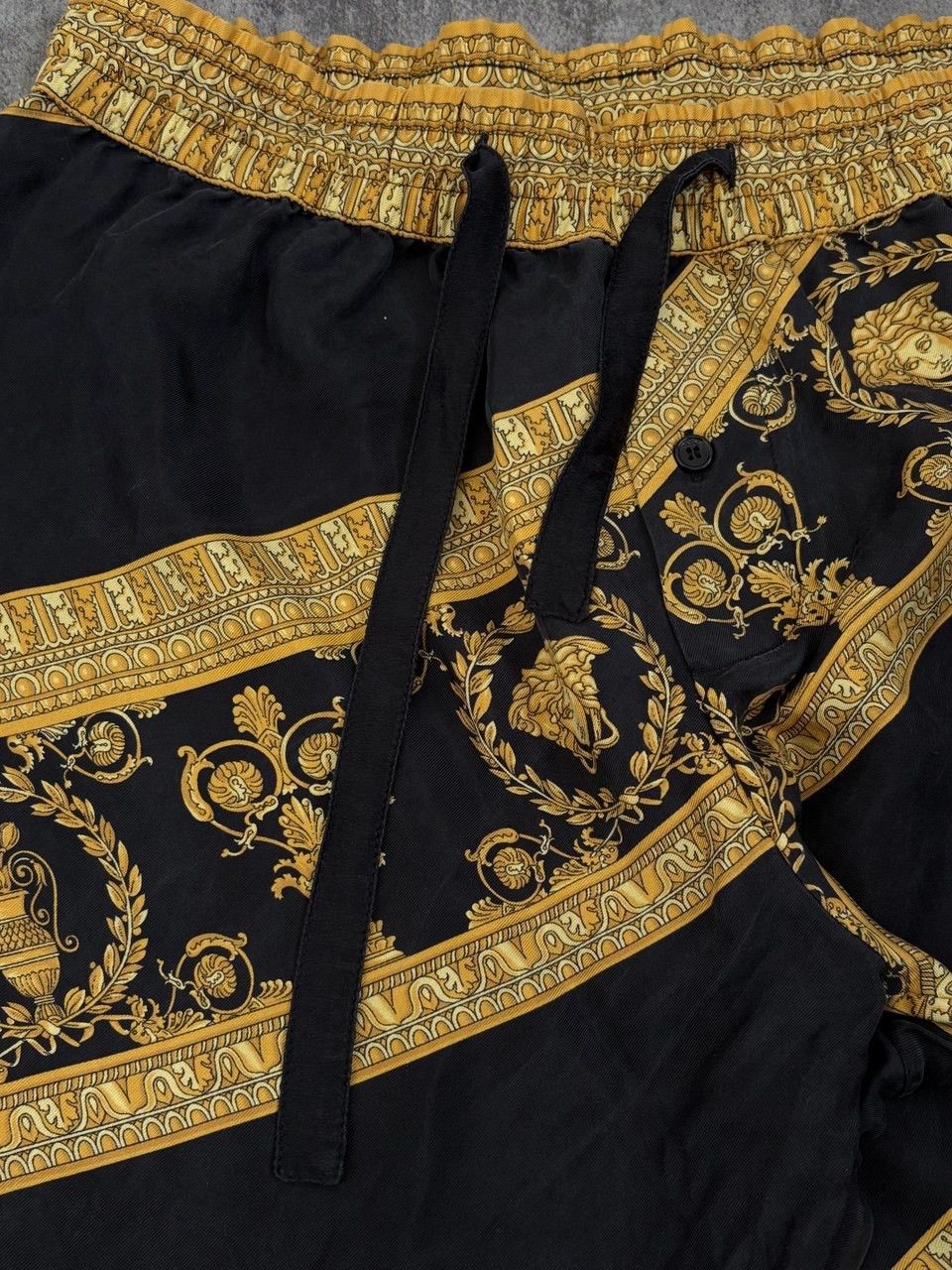 Versace Versace Black Gold Baroque Mulberry Silk Pajama Pants Size US 32 / EU 48 - 5 Thumbnail