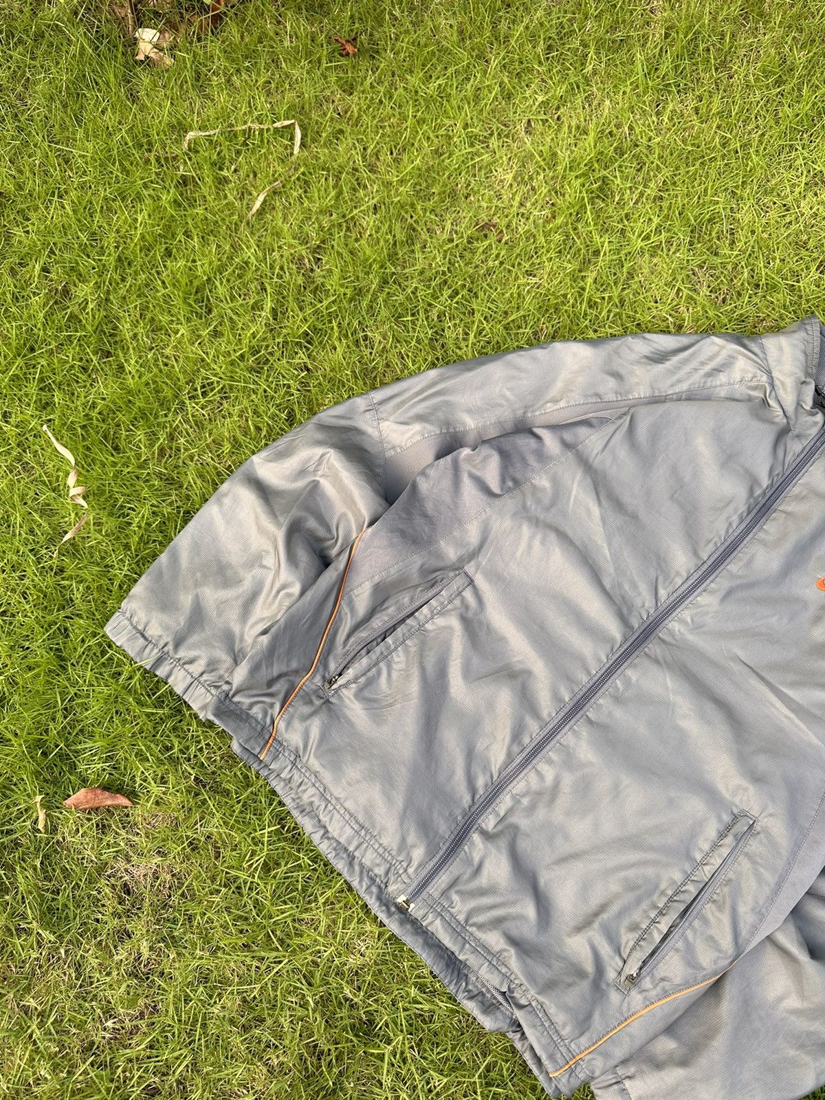 Nike × Vintage NIKE VINTAGE BASIC LOGO STREETWEAR LIGHT JACKET Size US M / EU 48-50 / 2 - 3 Thumbnail
