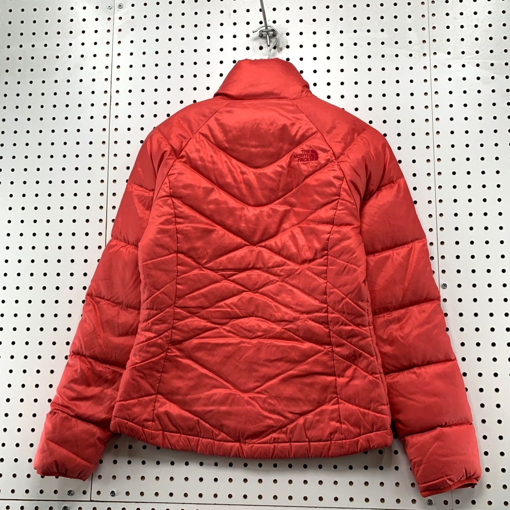 The North Face The North Face 550 Down Puffer Jacket Womens Small Red Quilted Winter Size S / US 4 / IT 40 - 2 Thumbnail