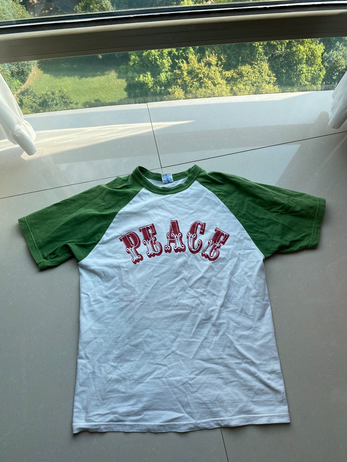 Freewheelers vintage green and white peace tee Size US S / EU 44-46 / 1 - 1 Thumbnail