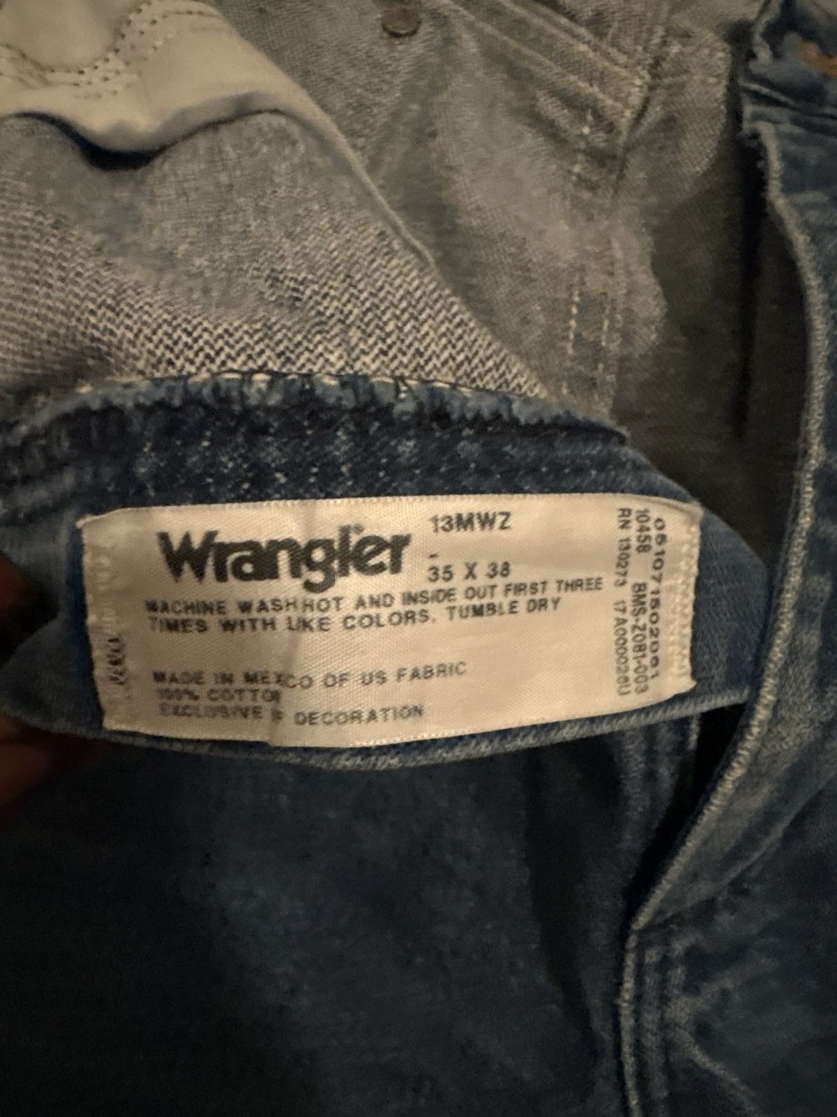 Wrangler stretched wrangler jeans Size US 35 - 3 Thumbnail