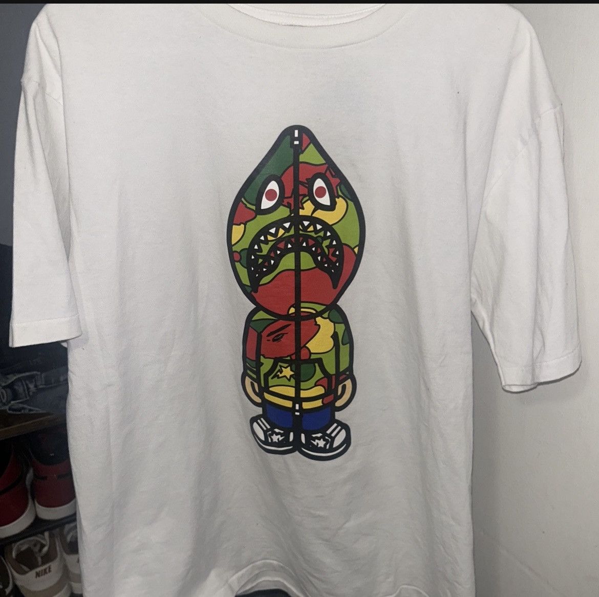 Bape BAPE TEE WHITE SHARK HEAD OLD DROP Size US XL / EU 56 / 4 - 1 Thumbnail