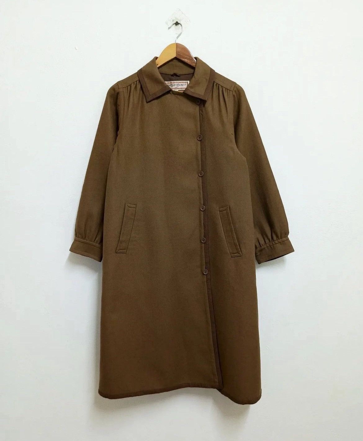 Saint Laurent Paris Vintage Yves Saint Laurent Luxury Trench Coat Size M / US 6-8 / IT 42-44 - 1 Thumbnail