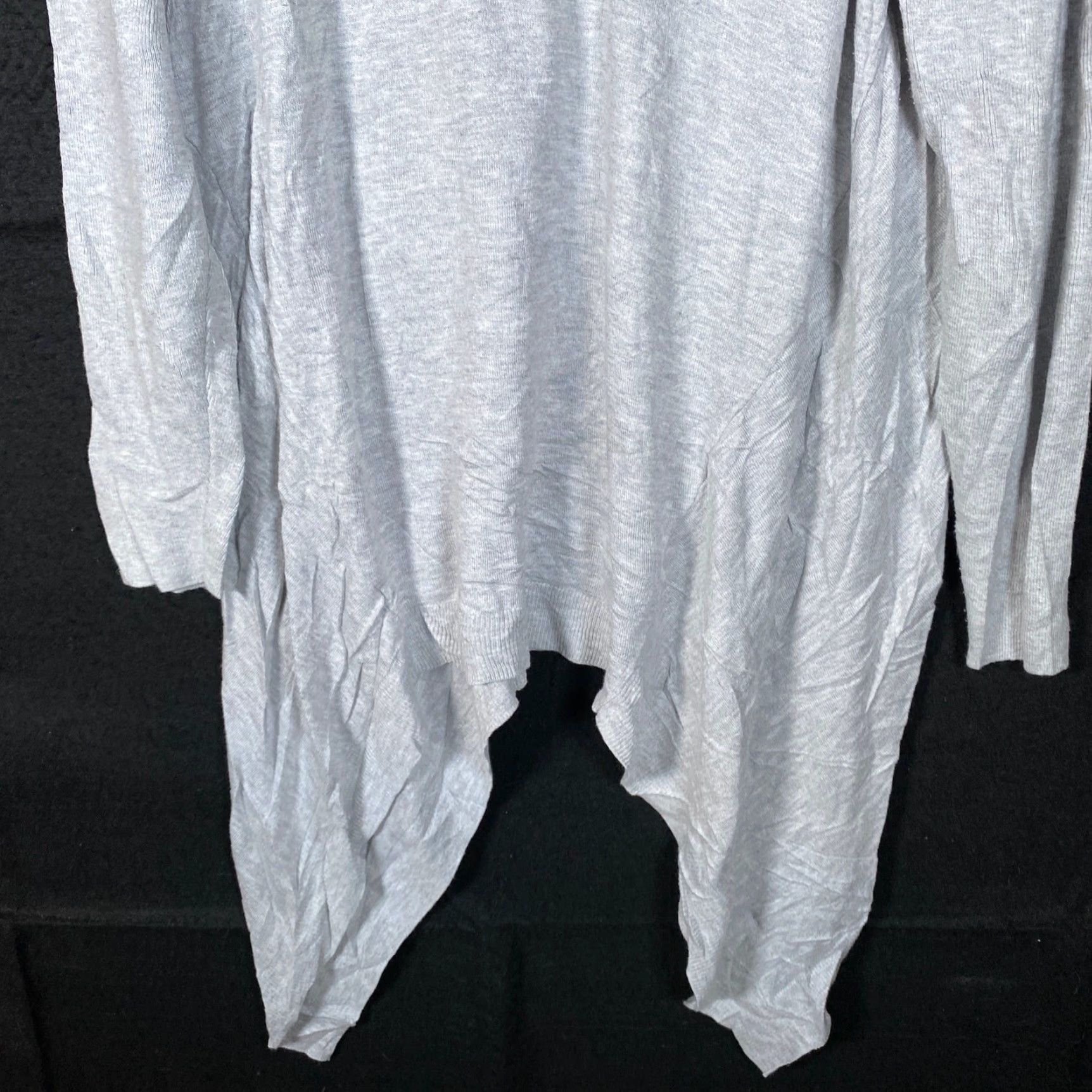 Vintage Chicos Womens Sweater Gray Featherweight Cashmere Blend Asymmetrical 2 (L) Size L / US 10 / IT 46 - 3 Thumbnail