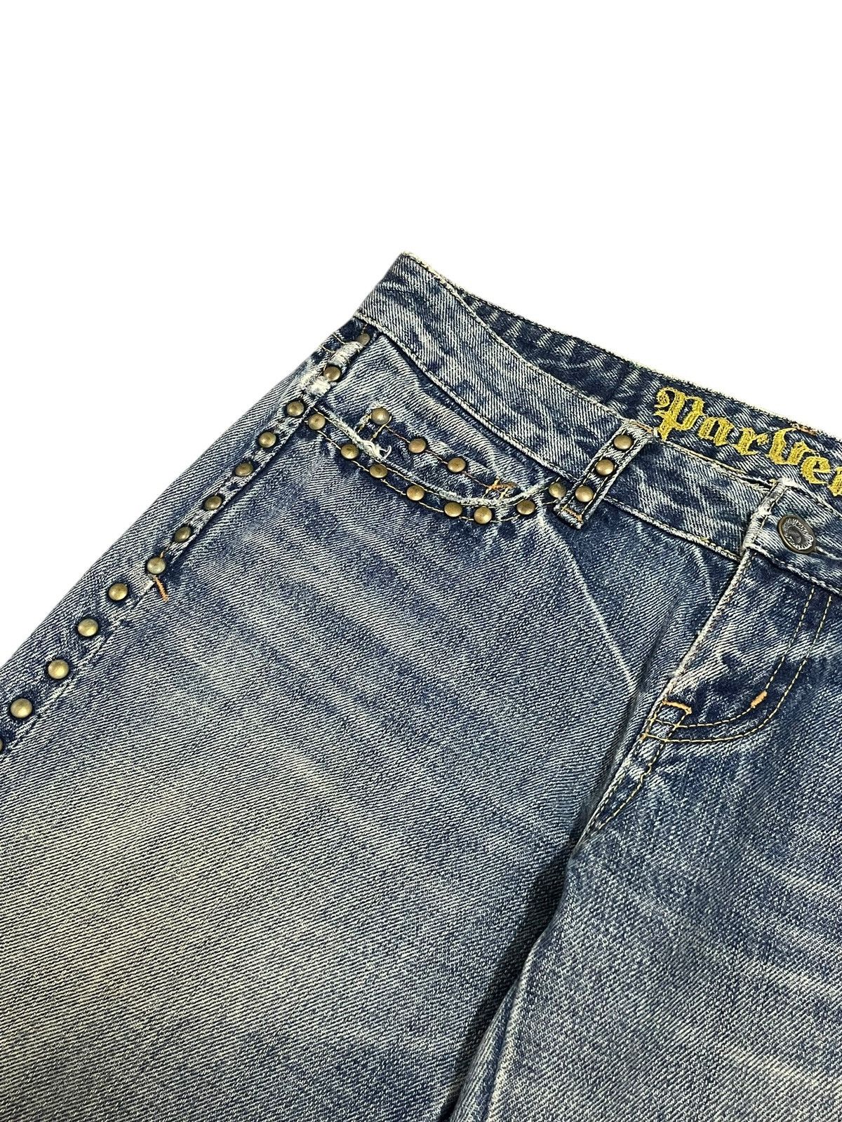 If Six Was Nine Vintage Japanese Crazy Rivet Mad Punk Distressed Flare Jeans Size 30" / US 8 / IT 44 - 7 Thumbnail