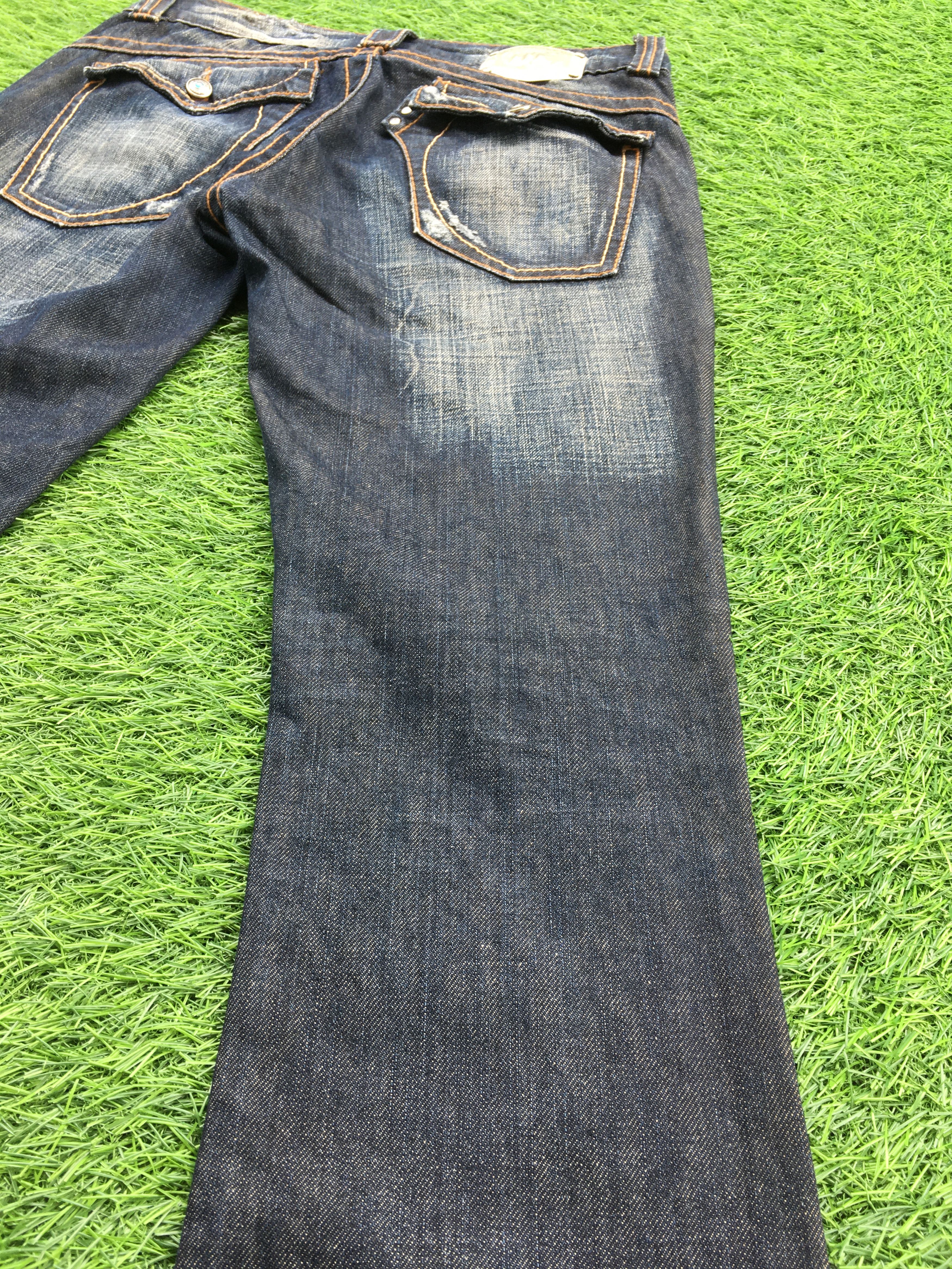 Japanese Brand Japanese bootcut bush jean D-1224 Size 26" / US 2 / IT 38 - 7 Thumbnail