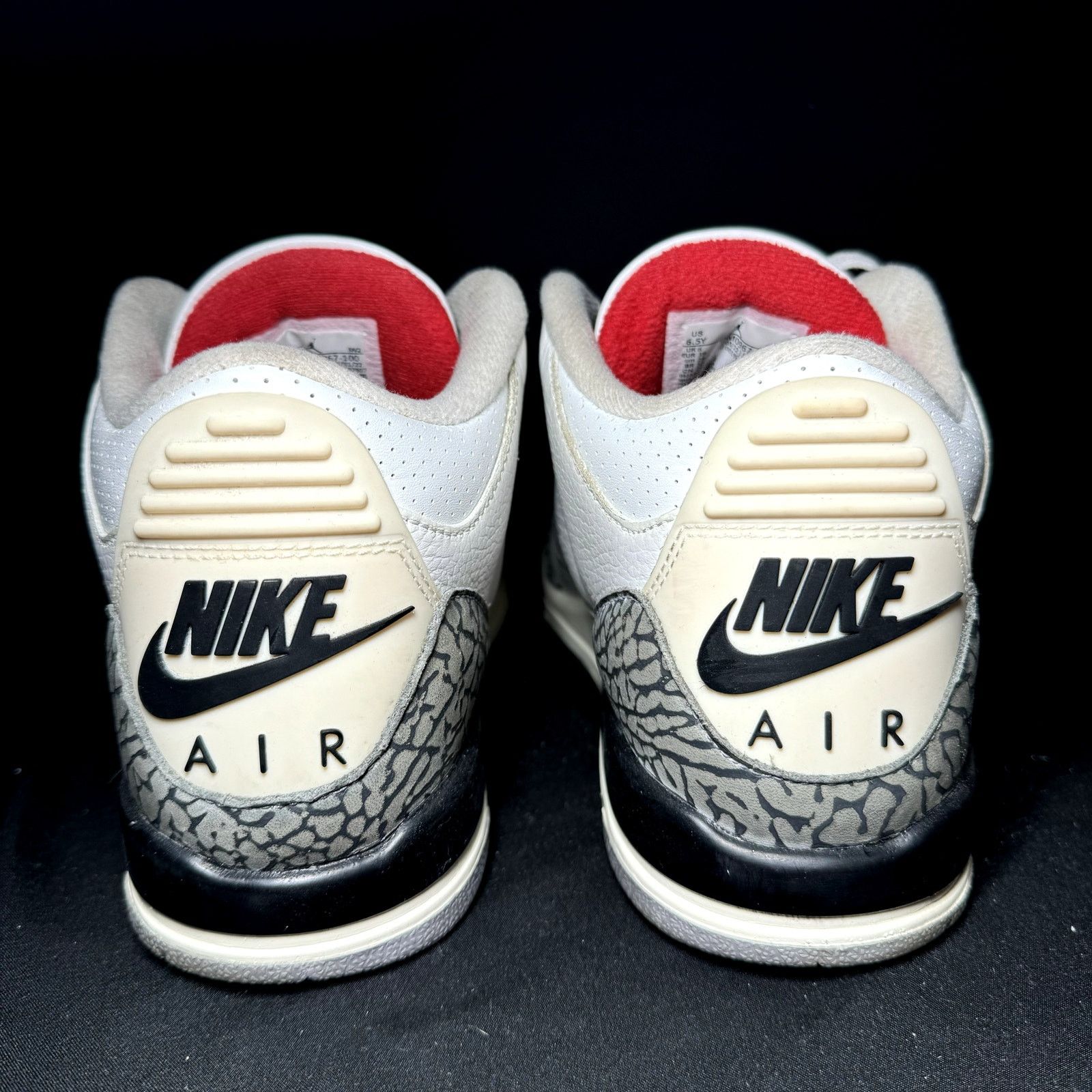 Jordan Brand × Nike Size 6.5 Nike Air Jordan 3 Retro GS White Cement Reimagined Size US 6.5 / EU 39-40 - 5 Thumbnail