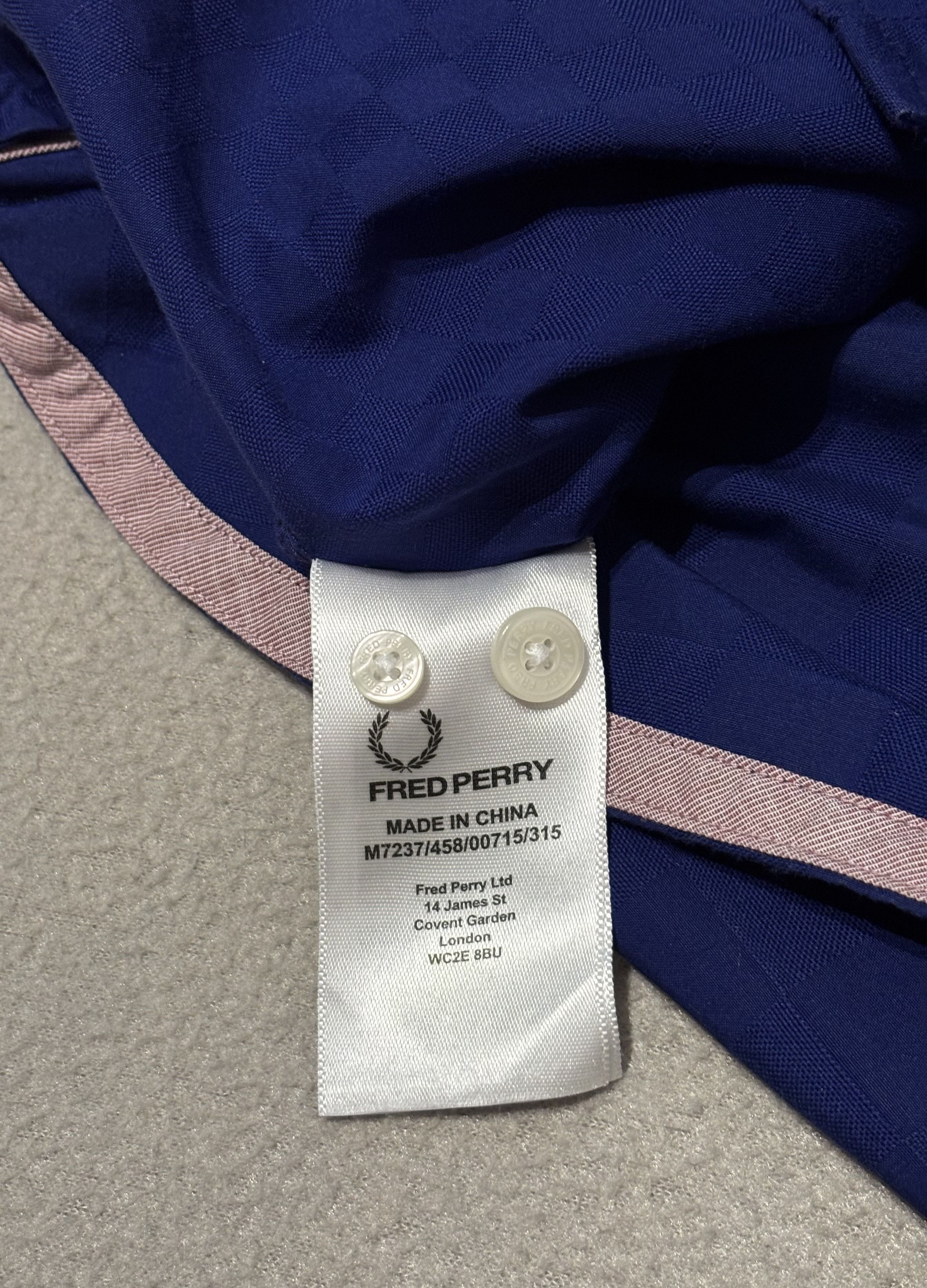 Fred Perry Fred Perry shirt size L Size US L / EU 52-54 / 3 - 15 Thumbnail