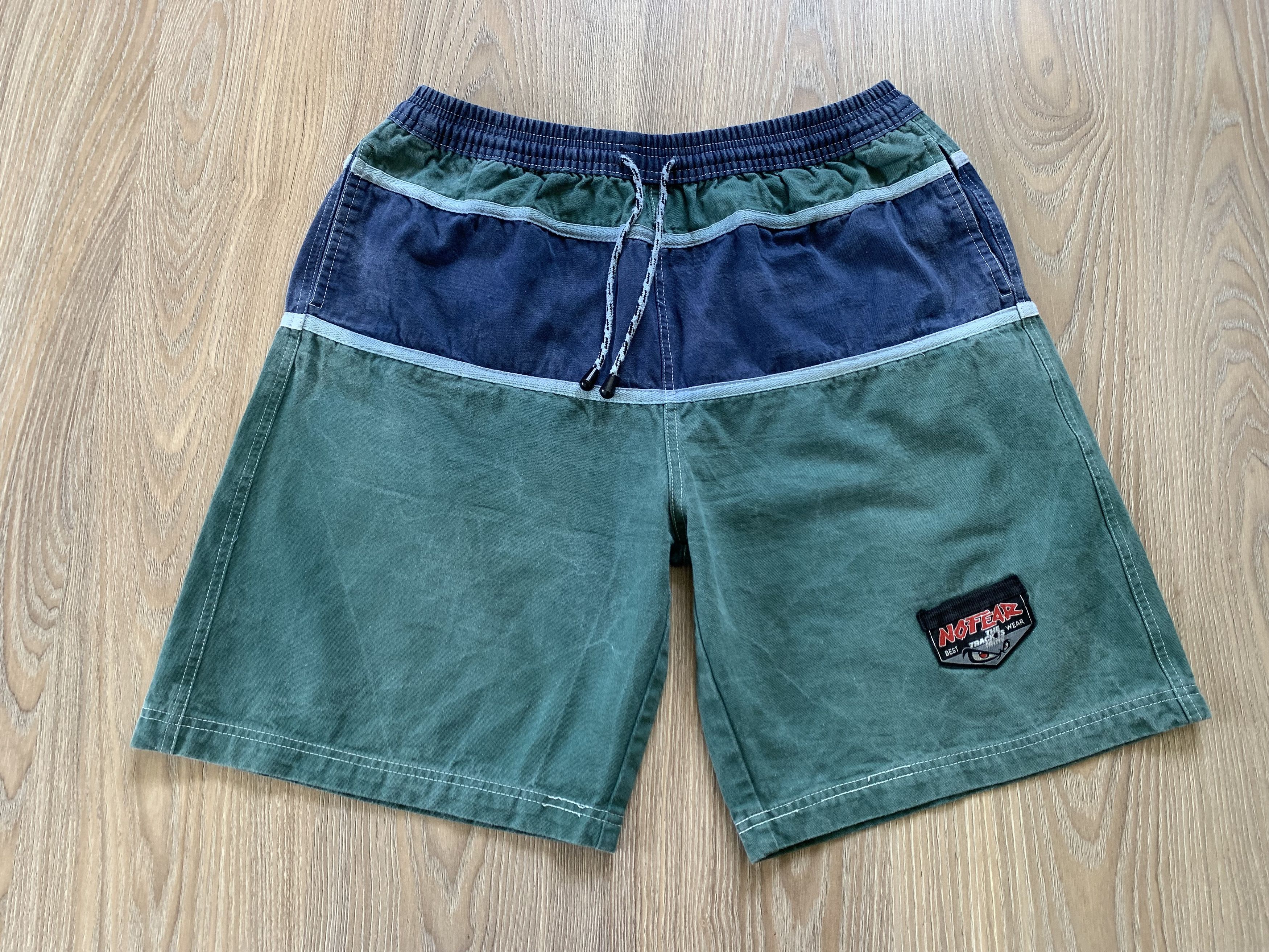 No Fear Rare Vintage No Fear Mens Cotton Shorts Size US 34 / EU 50 - 2 Thumbnail