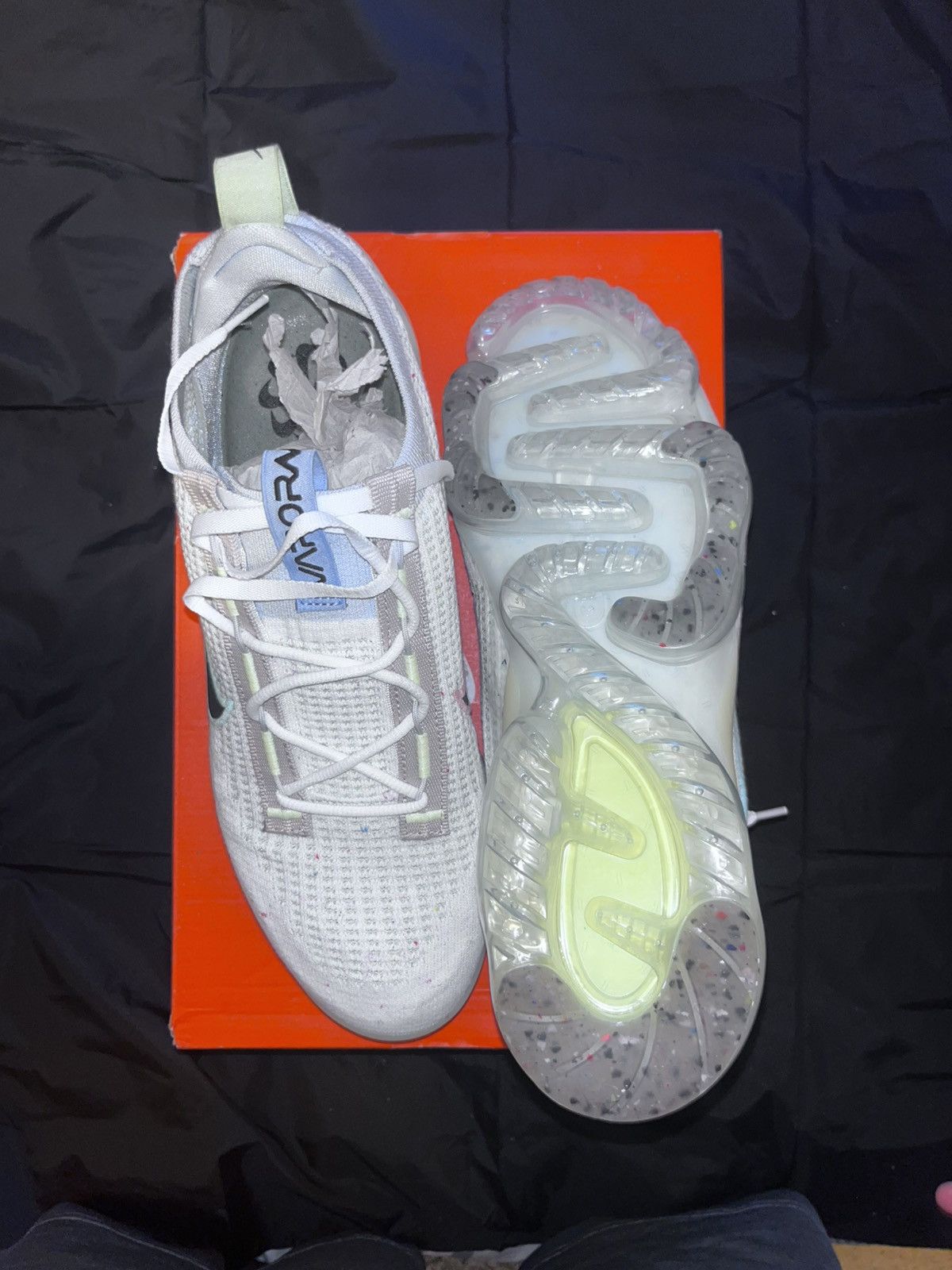 Nike Nike Air Vapormax 2021 mismatched Size US 11 / EU 44 - 6 Thumbnail