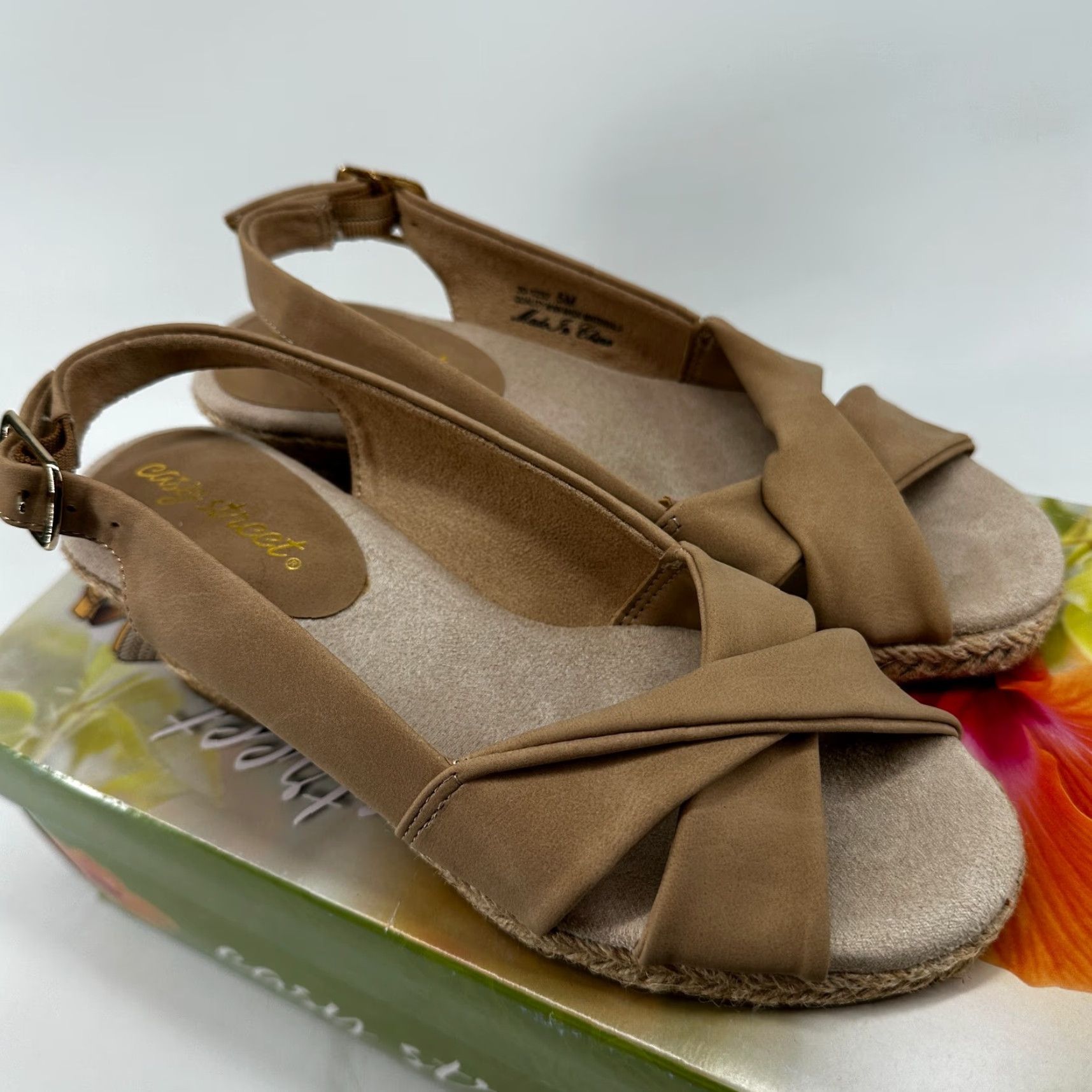 Vintage Easy Street Women's Maureen Brown Open Toe Espadrille Slingback Sandals Size 5M Size US 5 / IT 35 - 6 Thumbnail