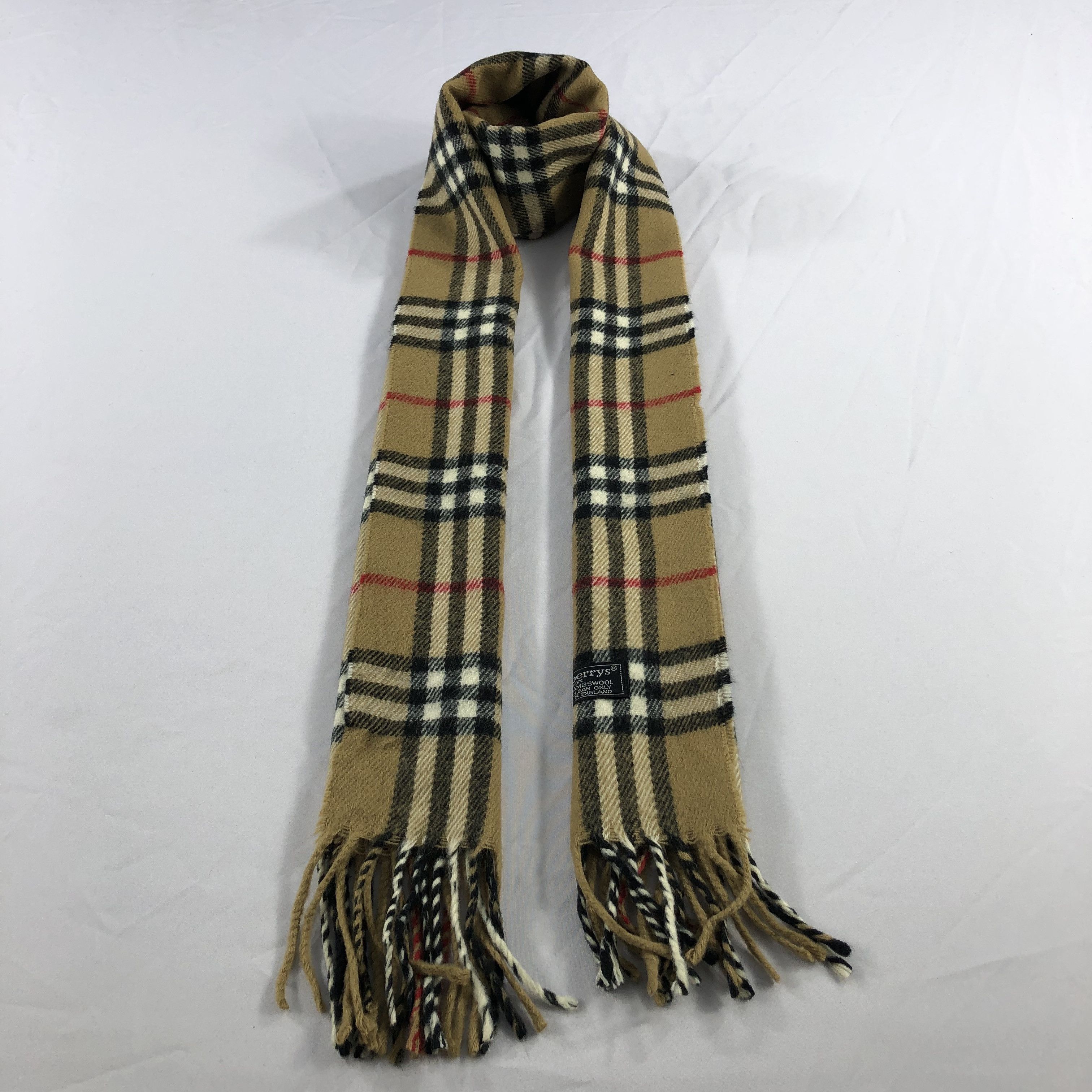 Burberry Burberrys Nova Check Tanned Wool Scarf Muffler V1000 Size ONE SIZE - 1 Thumbnail