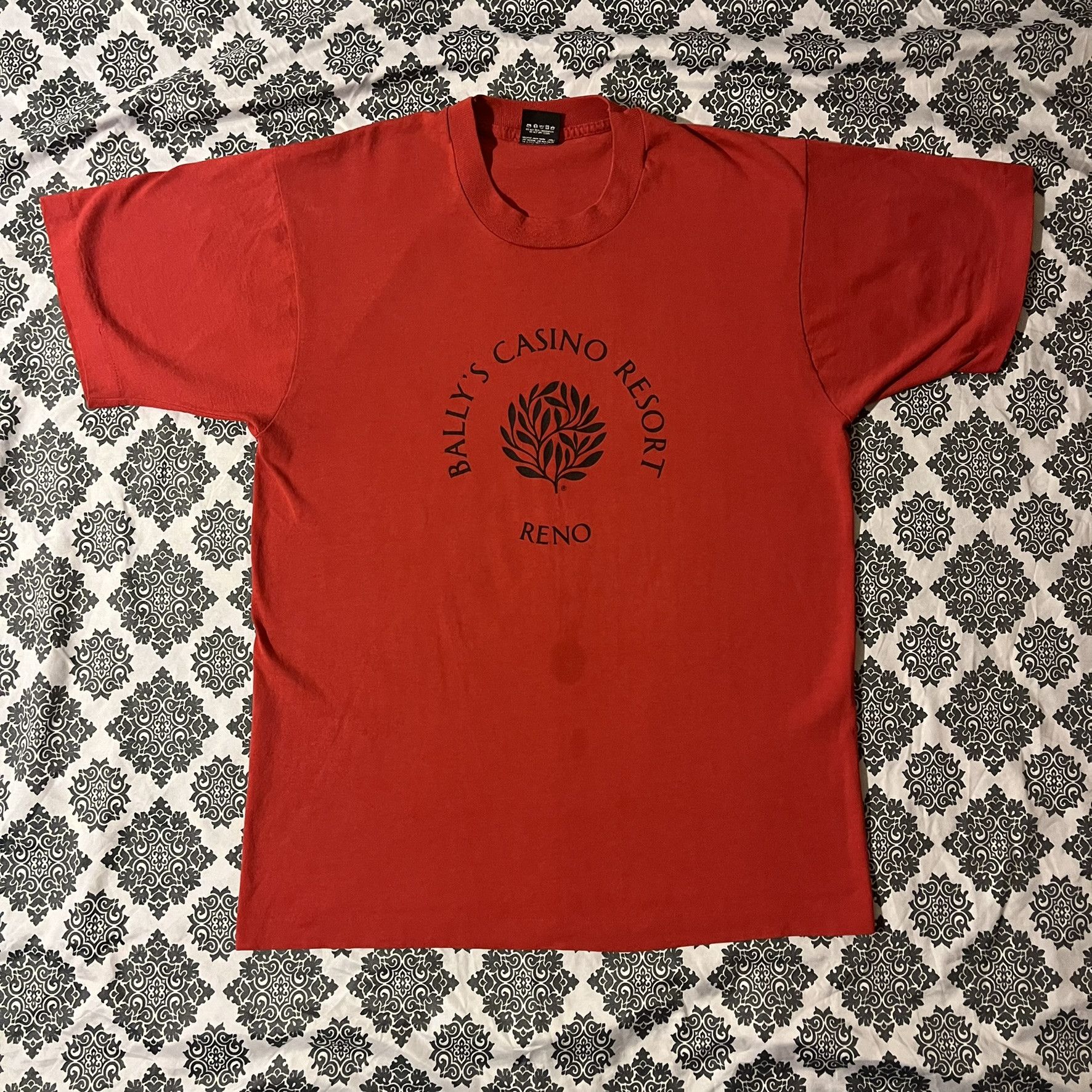 Vintage VTG 90s Rally’s Casino Resort Reno Logo Single Stitch Tee Size US L / EU 52-54 / 3 - 1 Thumbnail