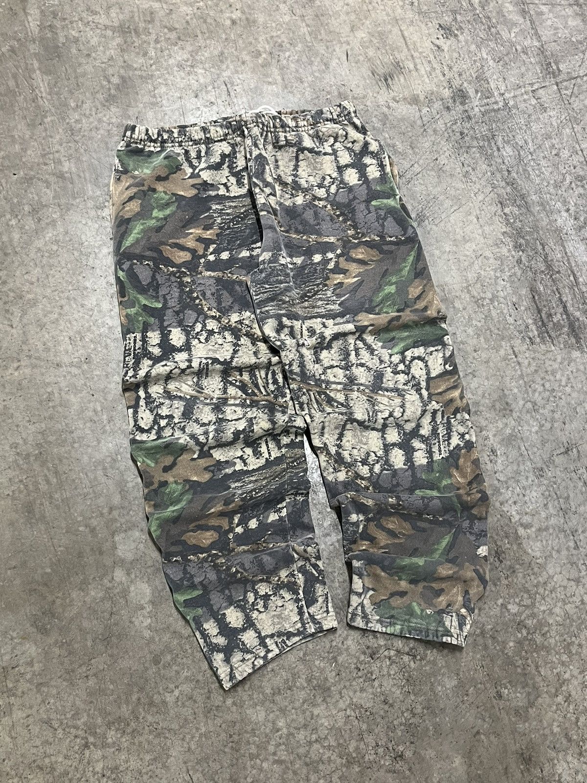 Carhartt × Vintage Realtree camo vintage heavy cotton jerzees sweatpants baggy Size US 34 / EU 50 - 3 Thumbnail