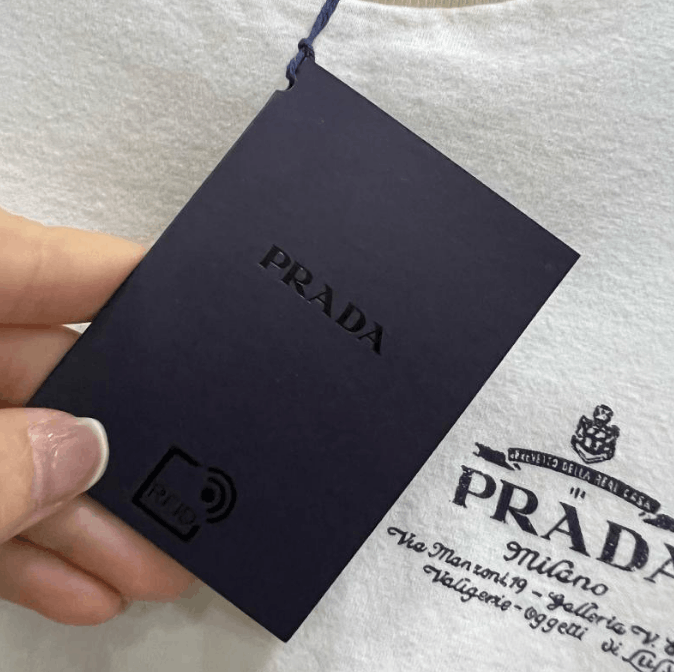 Prada Prada Long Sleeve T-shirt Size L / US 10 / IT 46 - 5 Thumbnail