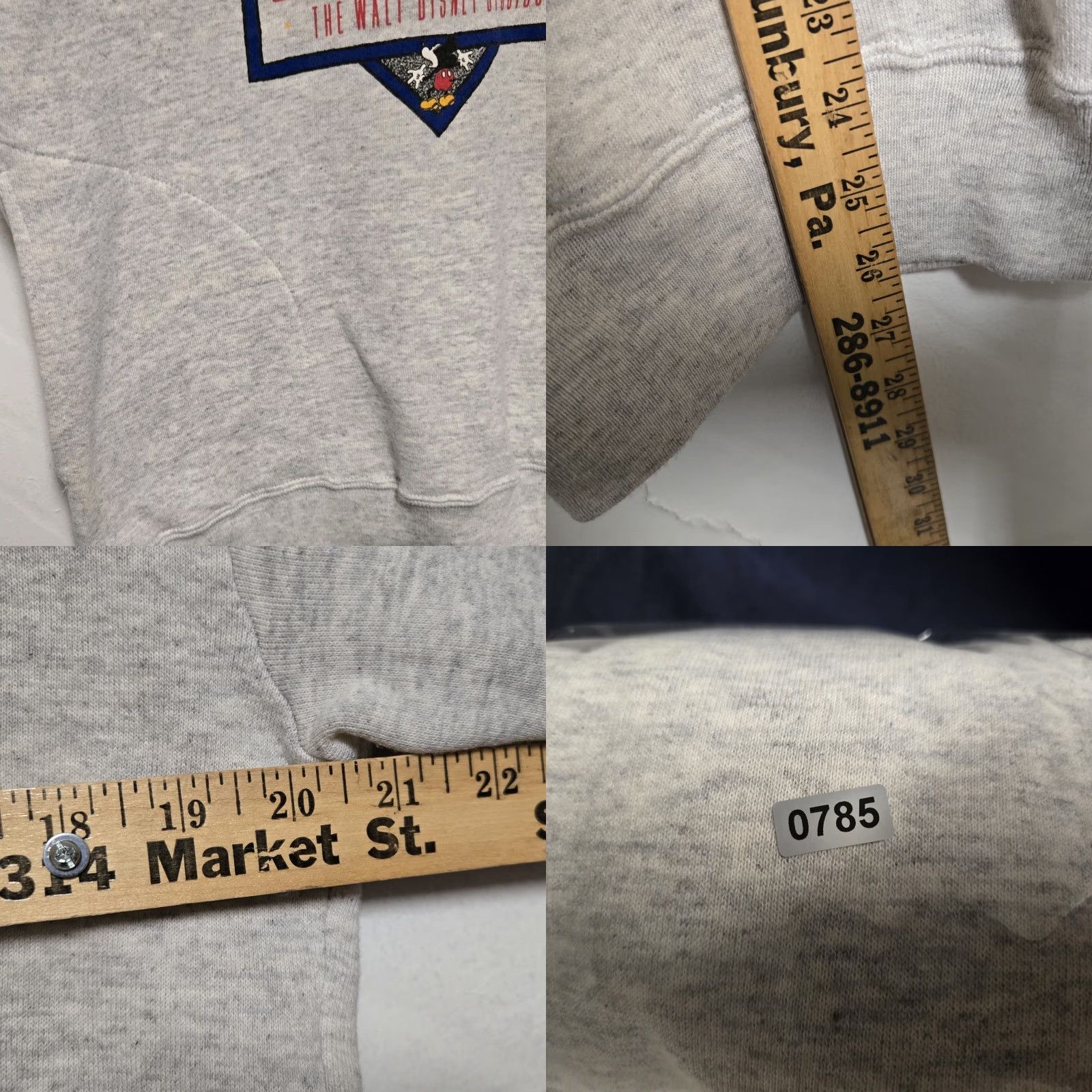 Disney VINTAGE 80’s Walt Disney Studios Sweatshirt Large Mickey Mouse Made In USA Sweatshirt Men L White 80s Pullover Disney Mickey, Shirt? Size US L / EU 52-54 / 3 - 8 Thumbnail