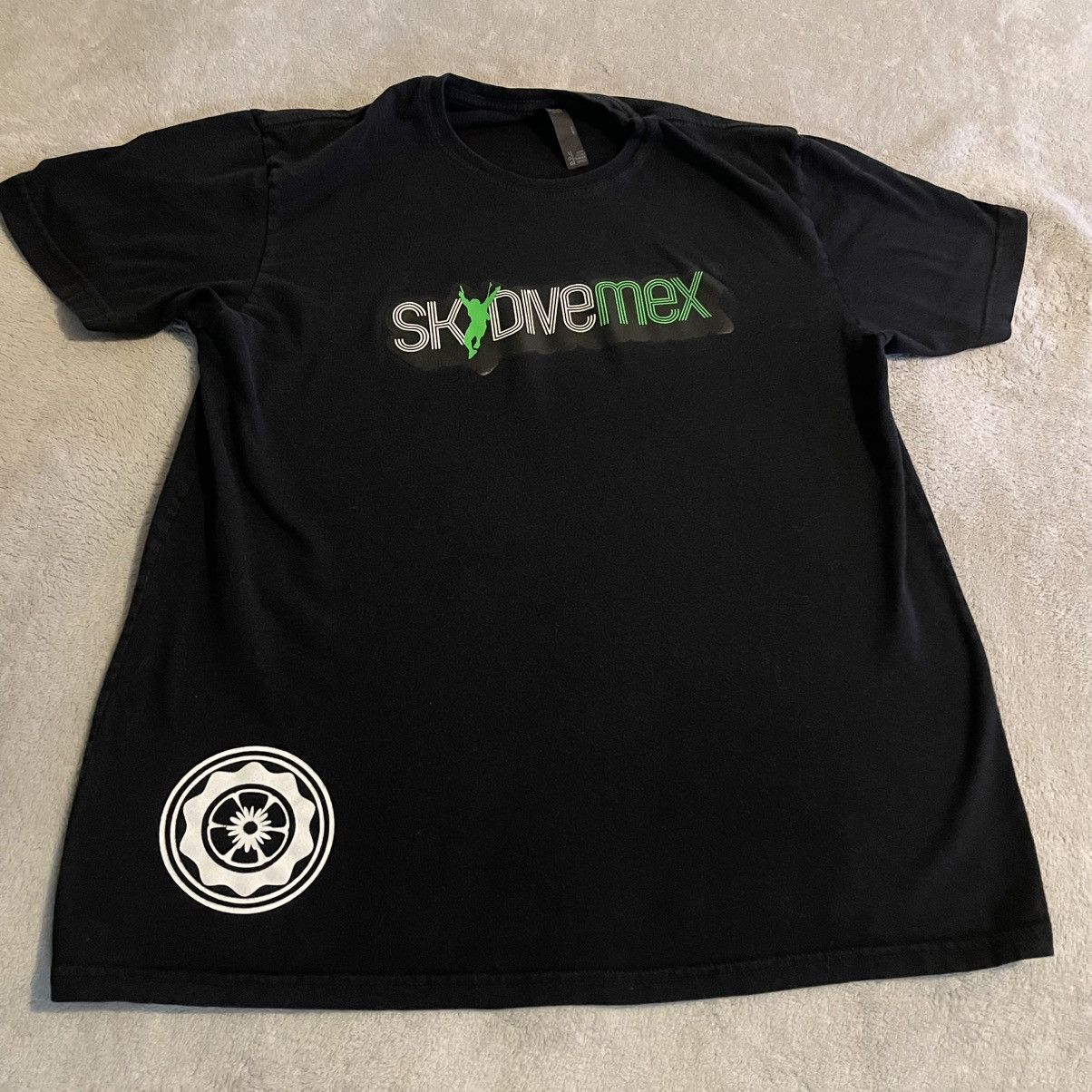 Other Skull Skydive Mex Crew Shirt Mens Large Black Graphic Shirt Size US L / EU 52-54 / 3 - 1 Thumbnail