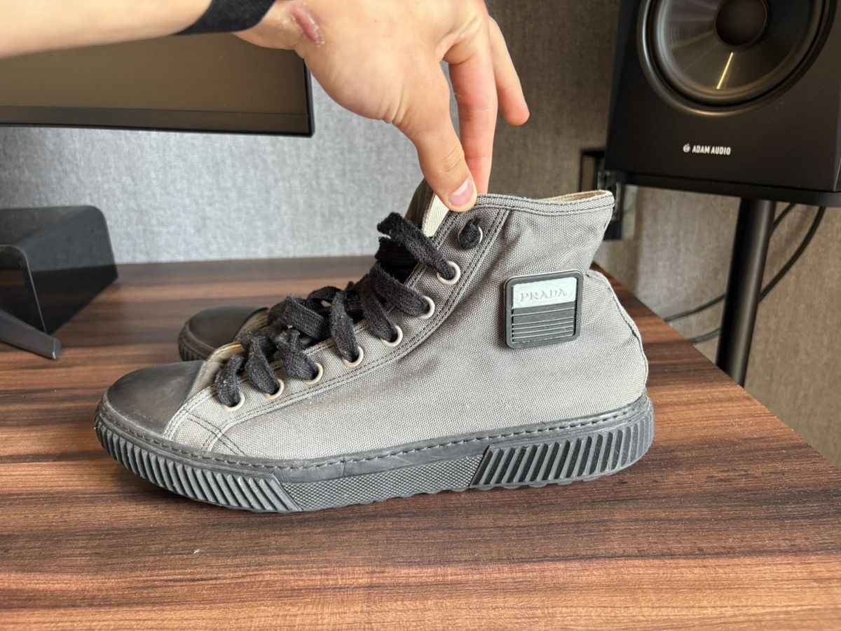 Prada Prada Grey Hight Top Sneakers 4T3218 010 F0H16 Size US 11 / EU 44 - 1 Thumbnail