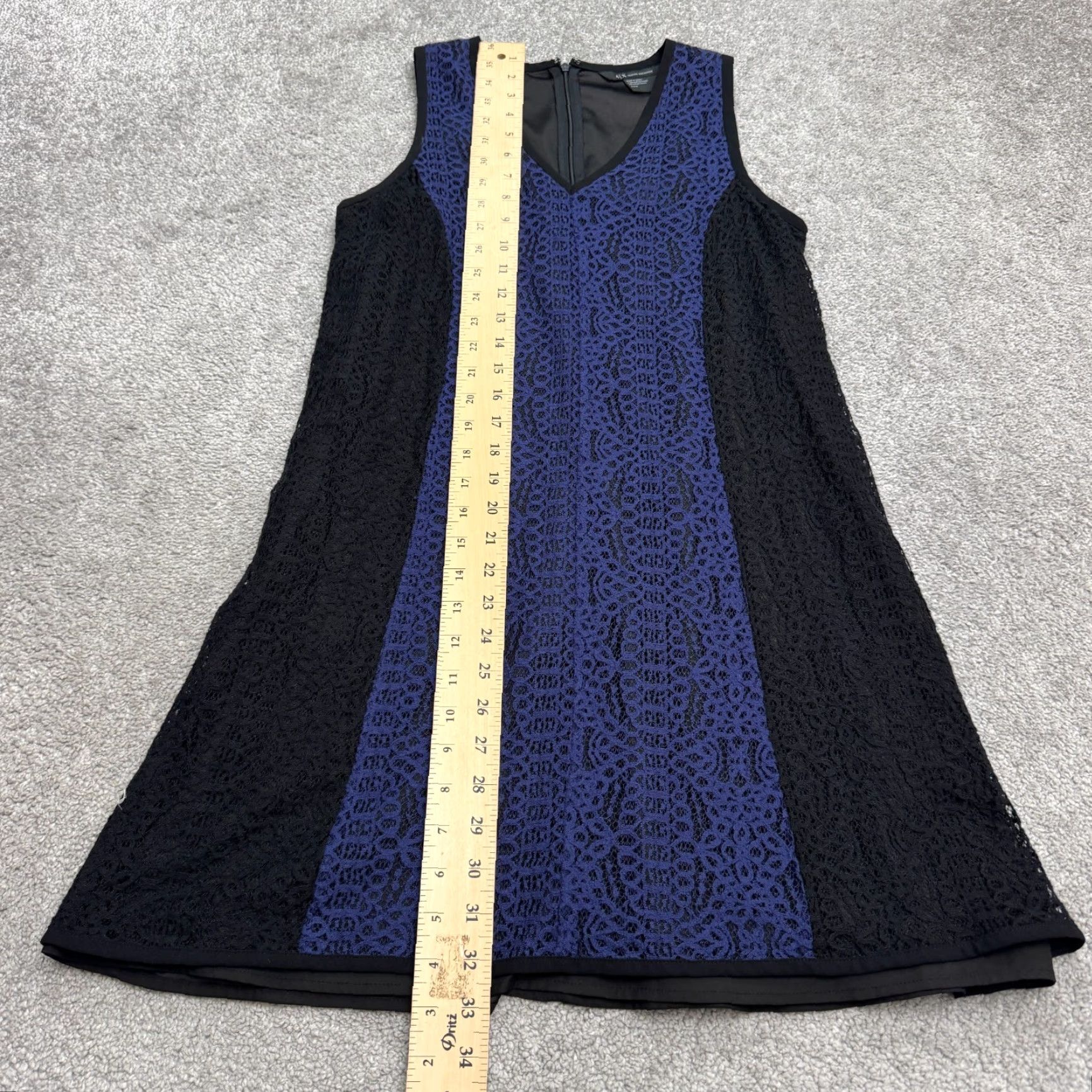 A|X Armani Exchange Colorblock Lace Shift Dress Womens Small Blue Black  V-Neck - www.visionquebec.com