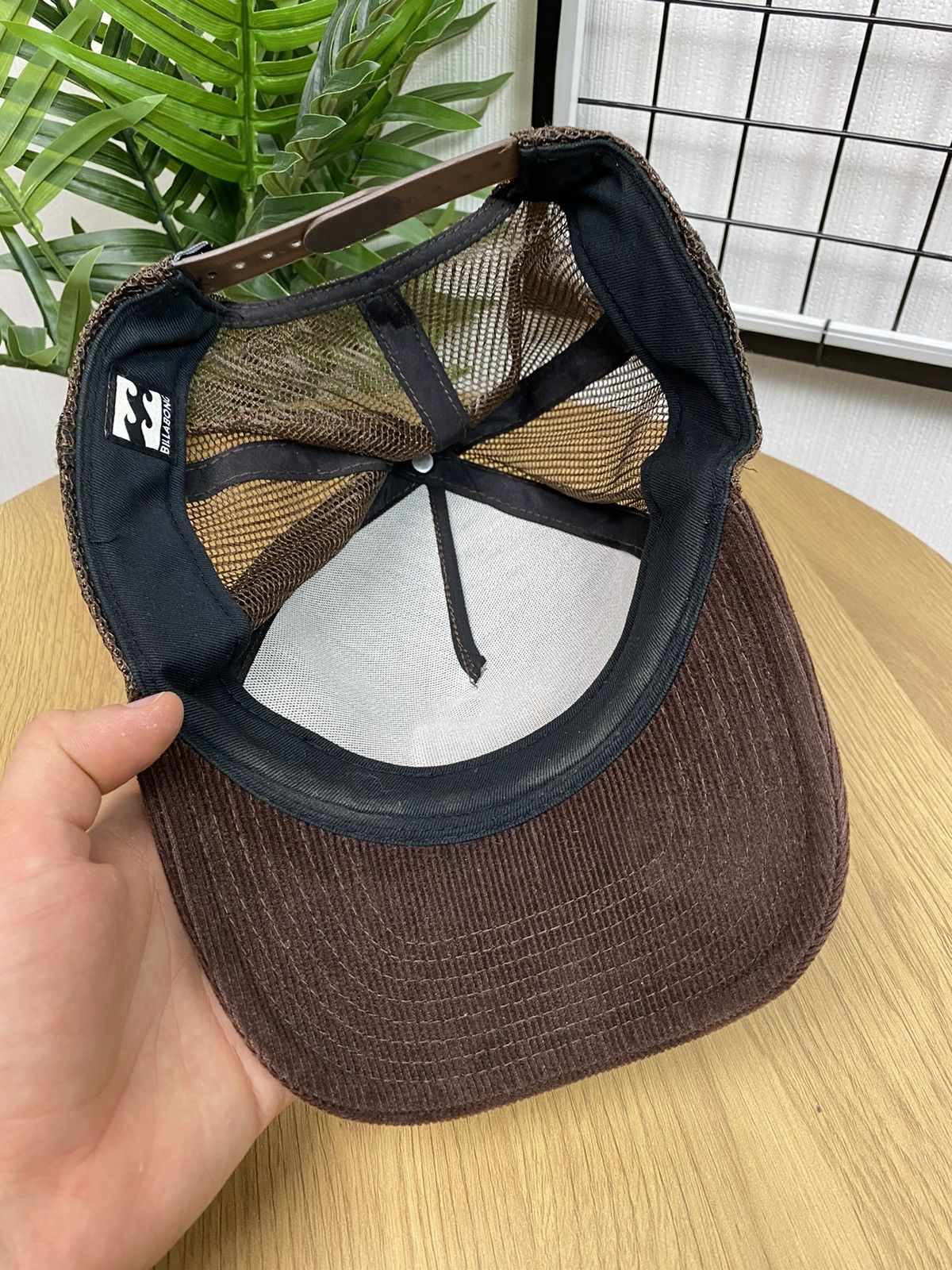 Billabong Billabong Corduroy Trucker Hat Brown Surfing Cap Unisex OS Size ONE SIZE - 8 Thumbnail