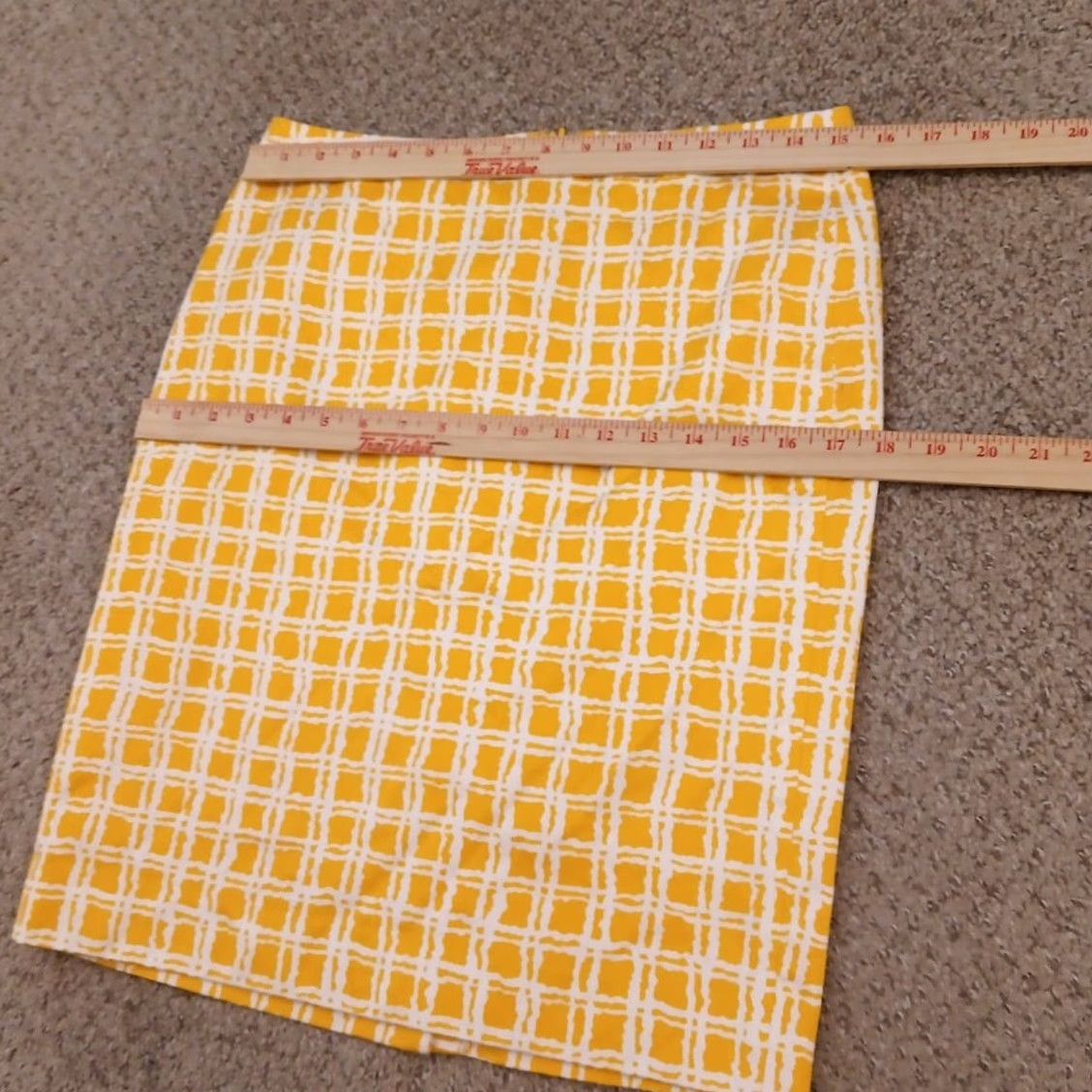 Talbots Talbots Skirt Petites 6P Yellow Geometric Knee Length Pencil Lined Slit Tight Zip Cotton Women Vintage No Size 28" / US 6 / IT 42 - 2 Thumbnail