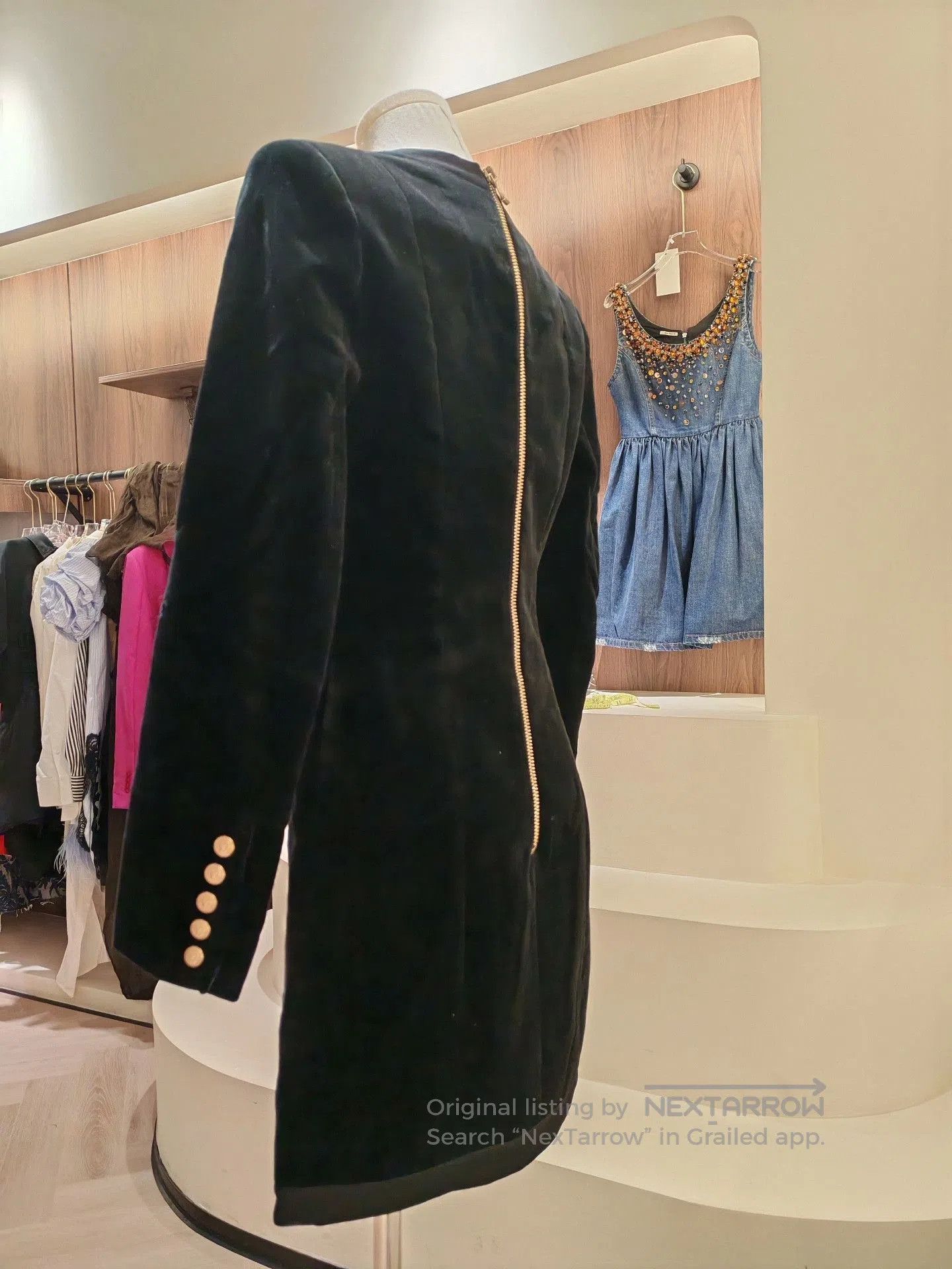 Balmain BALMAIN Black Velvet Double-Breasted Blazer Dress. Size M / US 6-8 / IT 42-44 - 2 Thumbnail