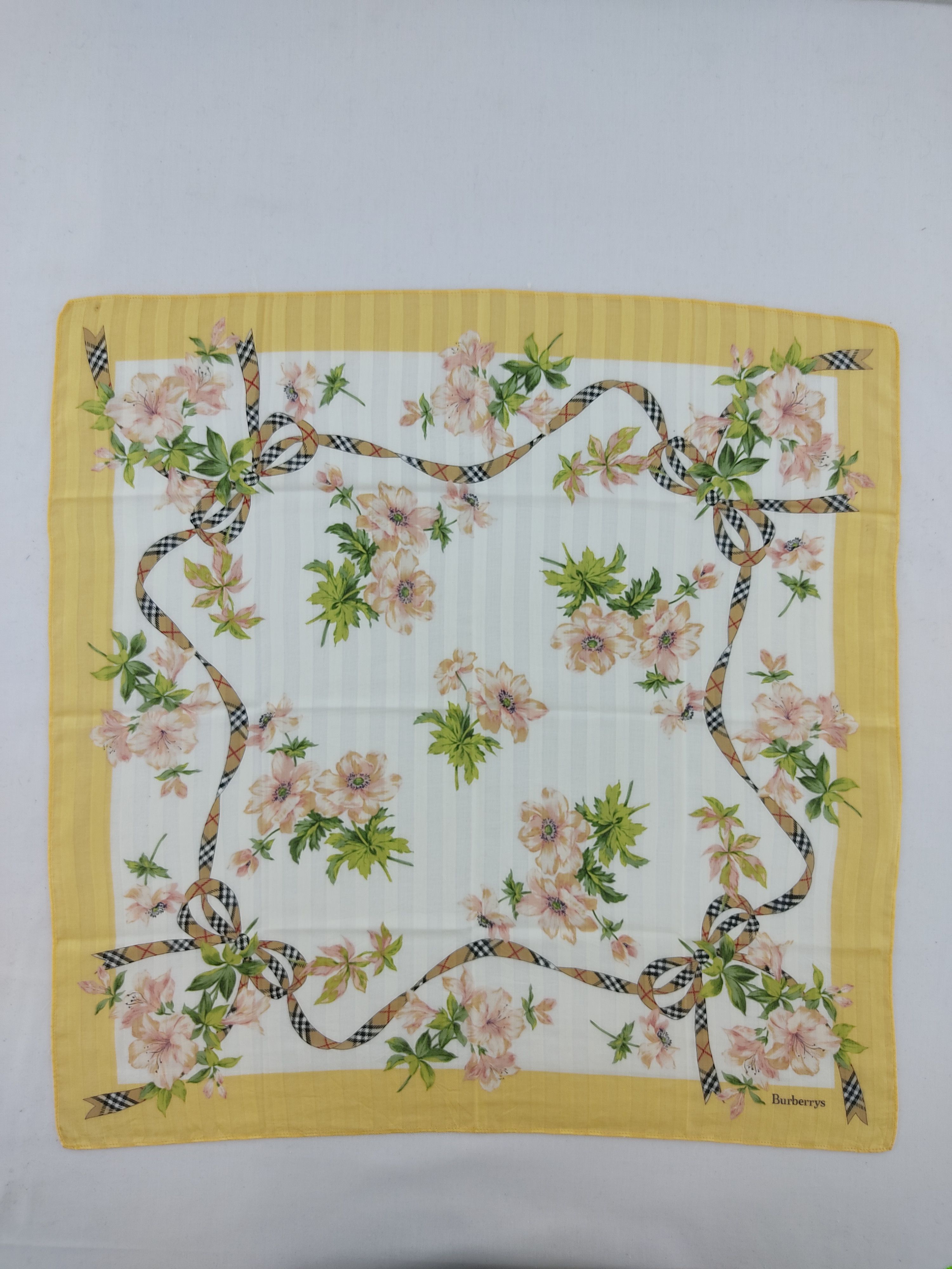 Burberry × Vintage Vintage Burberry Handkerchief / Neckwear / Bandana Size ONE SIZE - 3 Thumbnail