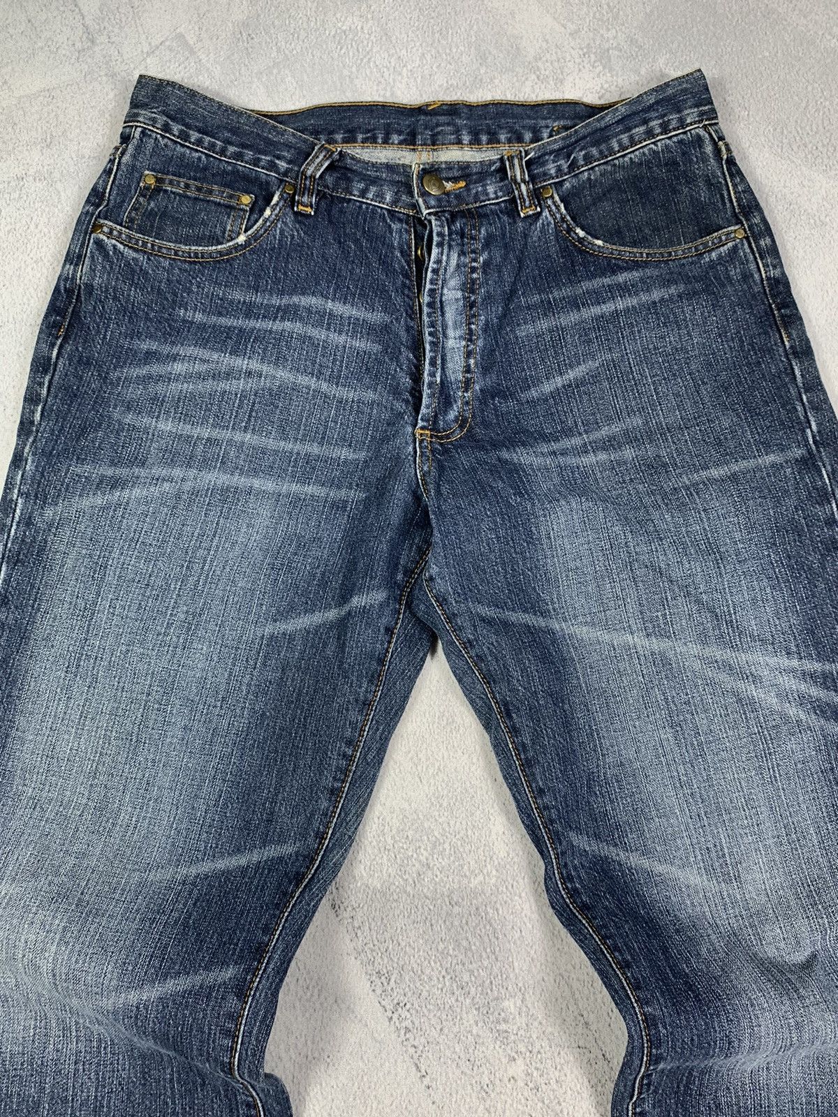 Vintage Vintage Y2K Faded straight denim jeans streetwear size 33x34 Size US 33 - 6 Thumbnail