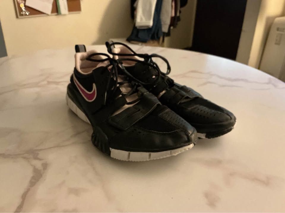 Nike Nike Free Womans Sneakers Pre-owned Size US 7 / IT 37 - 3 Thumbnail