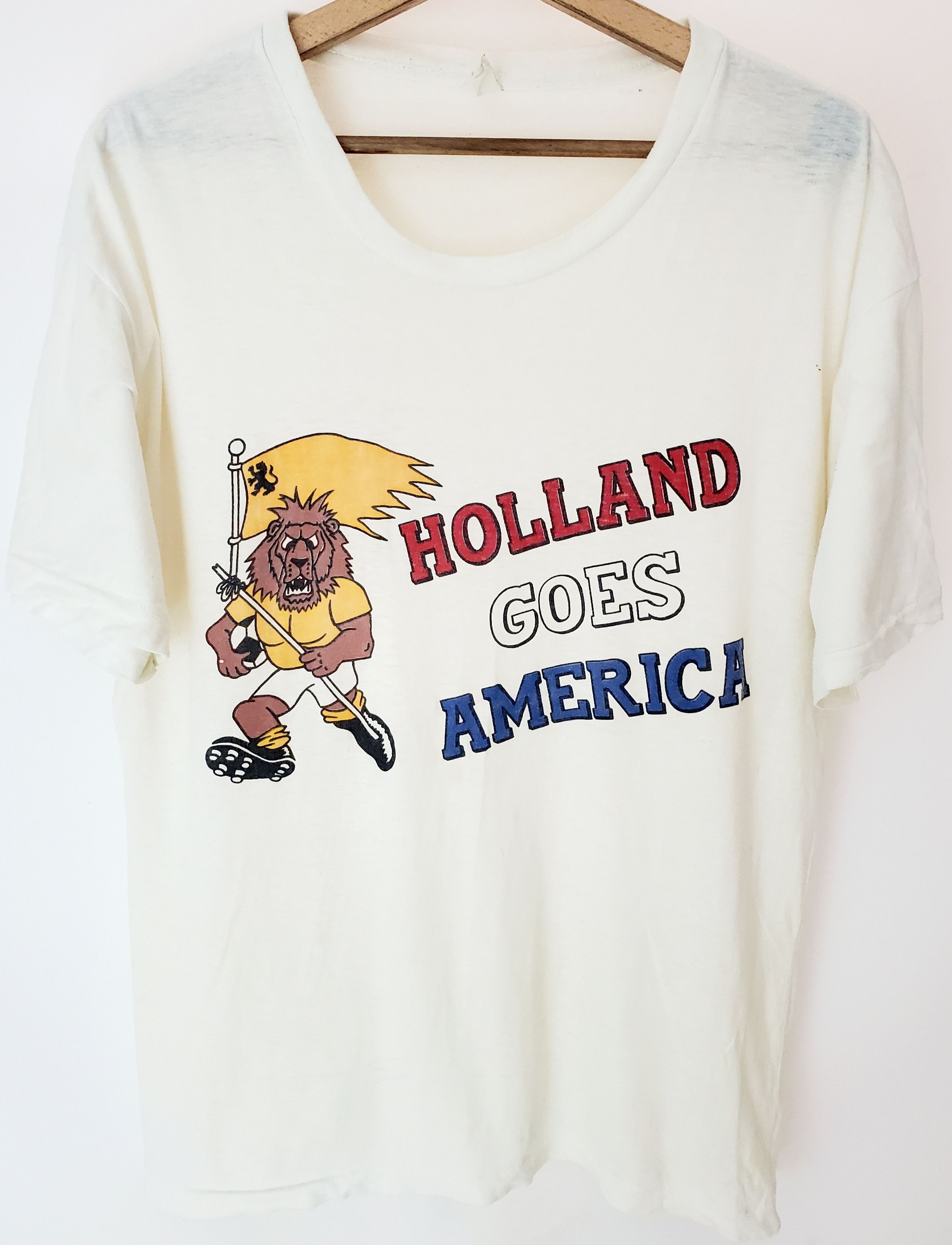Vintage Vintage 90s Holland goes America Tshirt size Xl Size US XL / EU 56 / 4 - 1 Thumbnail