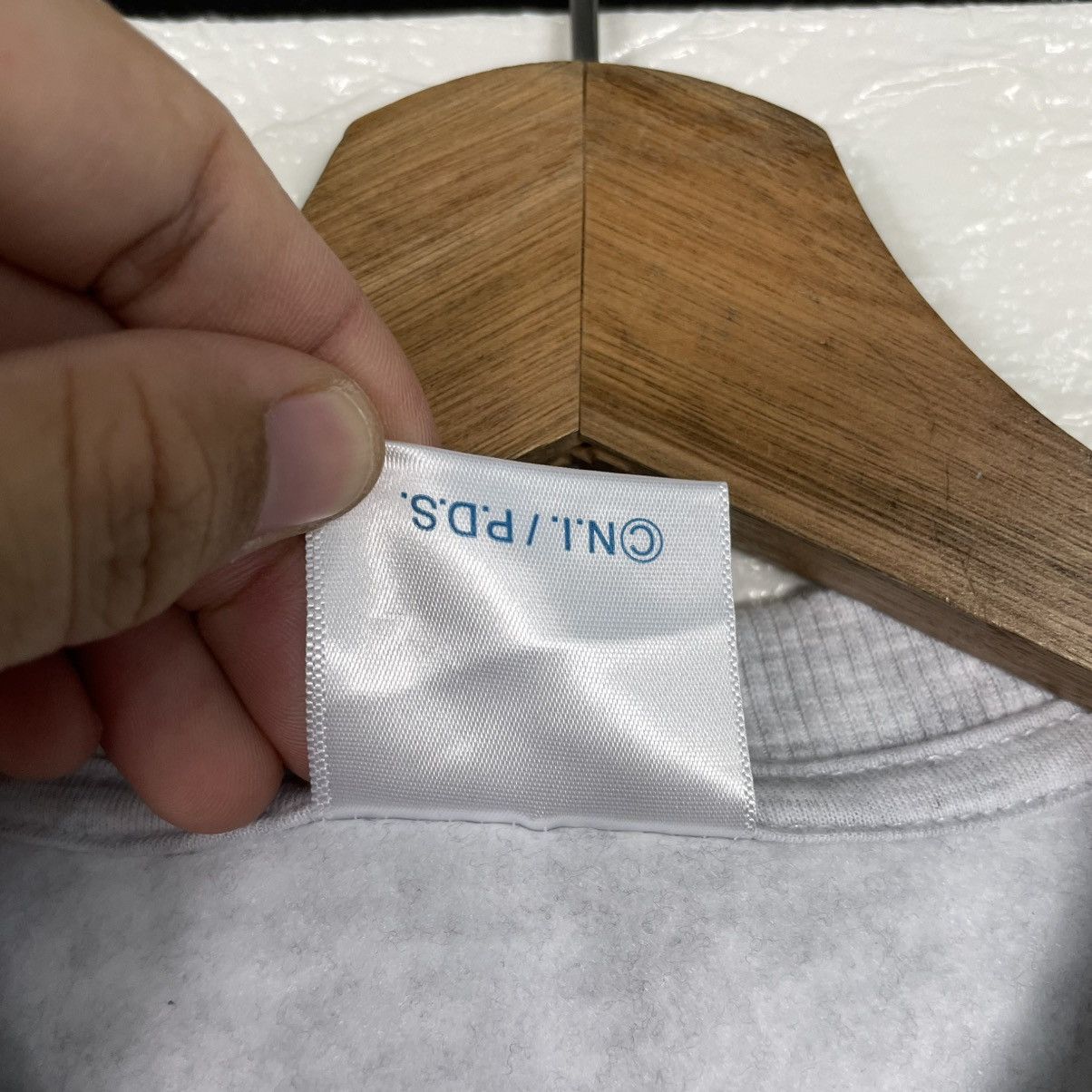 Japanese Brand Japanese Brand Angel Blue Crewneck Sweatshirt Size US M / EU 48-50 / 2 - 13 Thumbnail