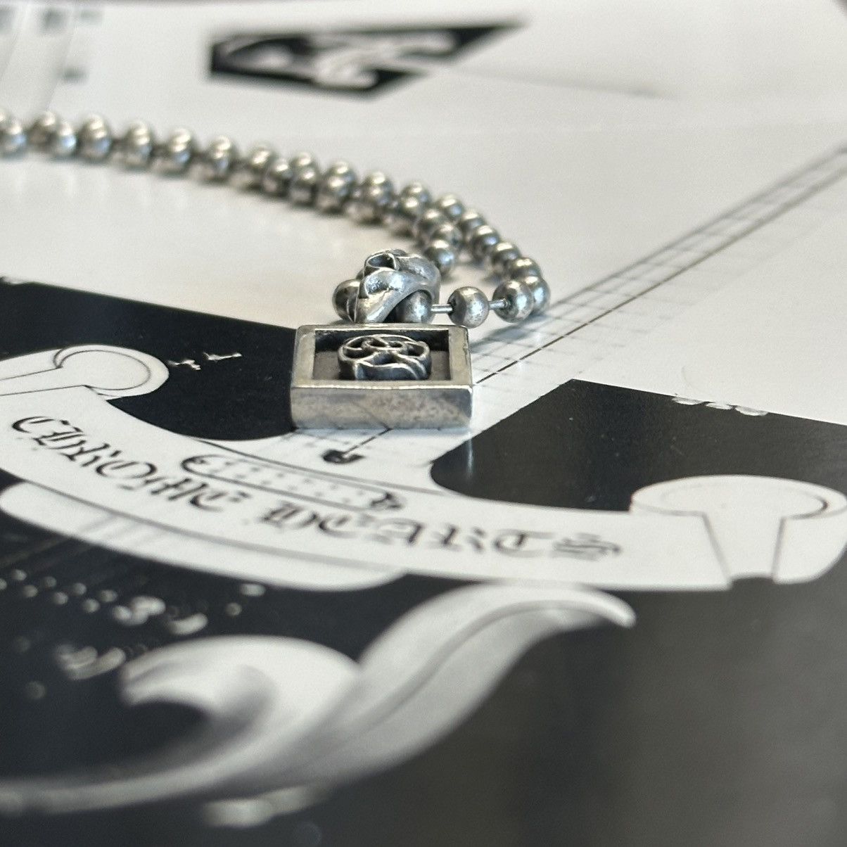 CHROME HEARTS FRAMED FLORAL PENDANT - remolquesrobert.com