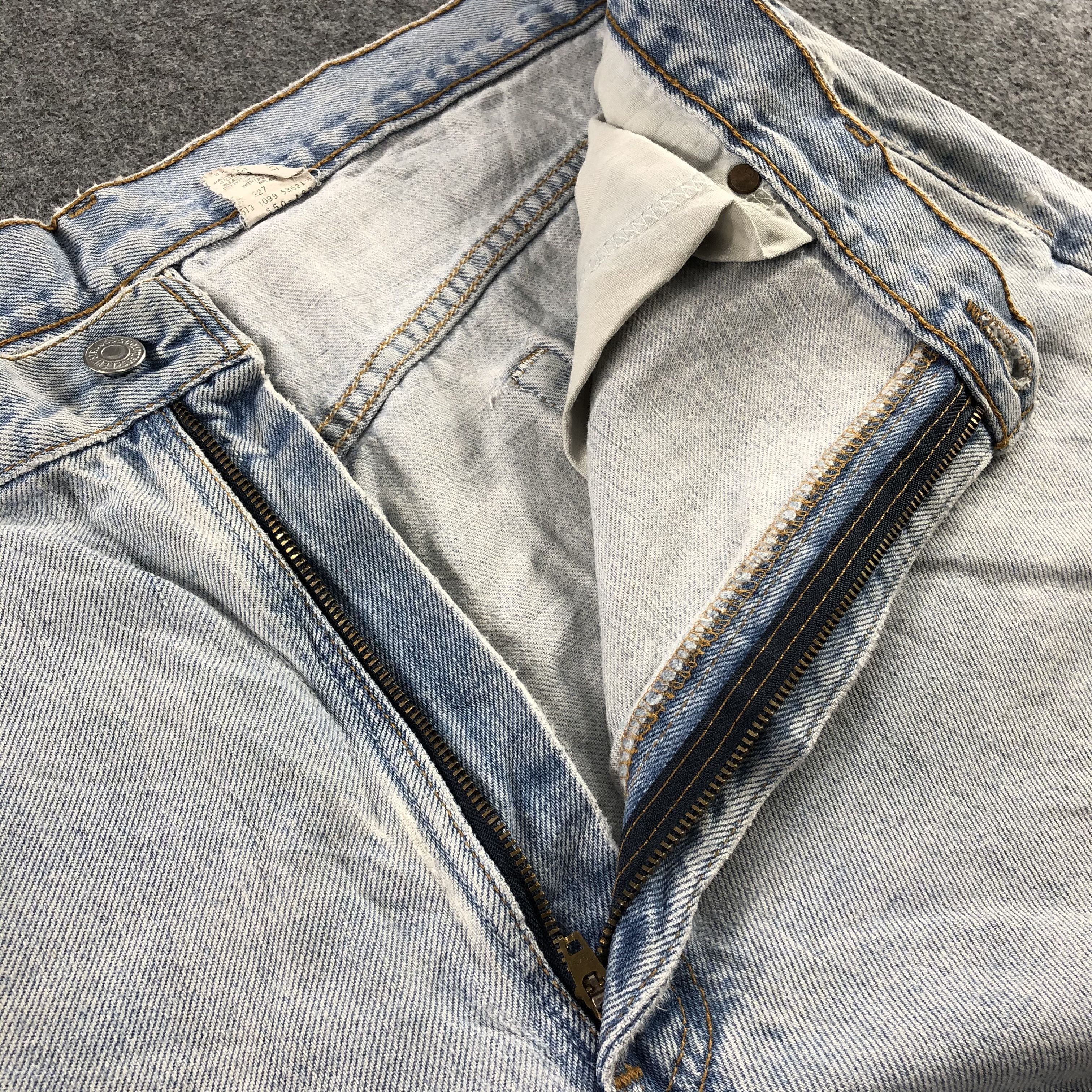 Levi's Vintage 90s Light Wash Levis 550 Jeans-J2331 Size US 38 / EU 54 - 11 Thumbnail