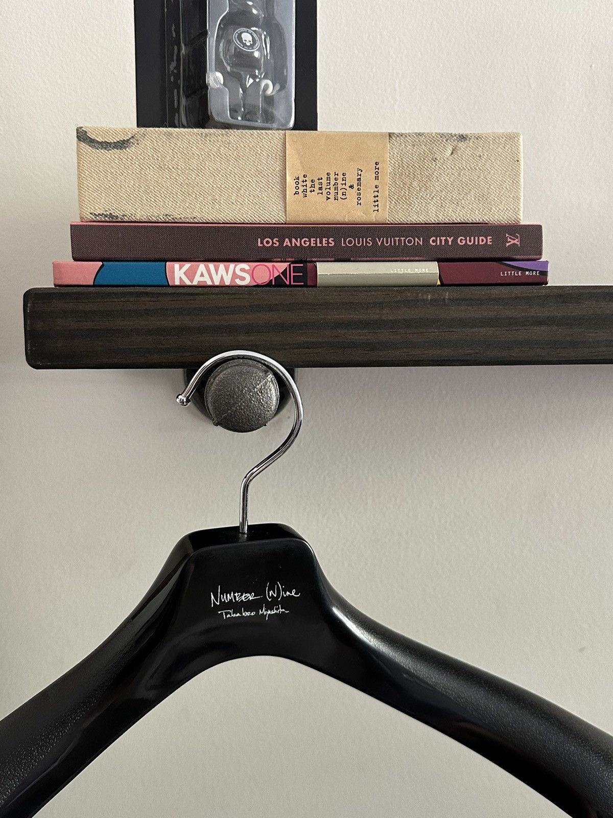 Number (N)ine Number (N)ine Takahiro Miyashita Authentic Clothes Hanger Size ONE SIZE - 6 Thumbnail