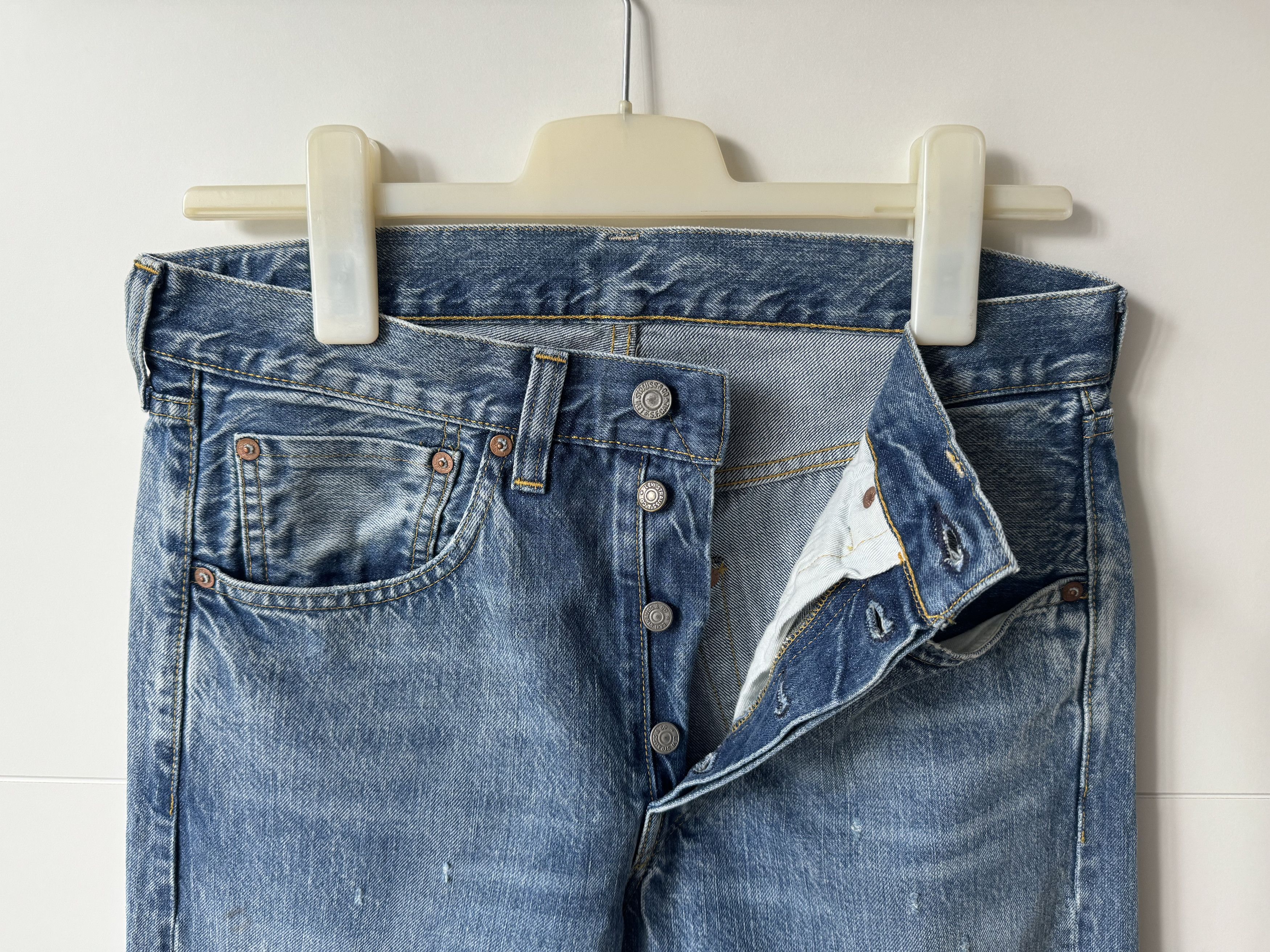 Levi's Vintage Clothing [W30/L32] 1947 501 Jean (Beaches) Size US 30 / EU 46 - 11 Thumbnail