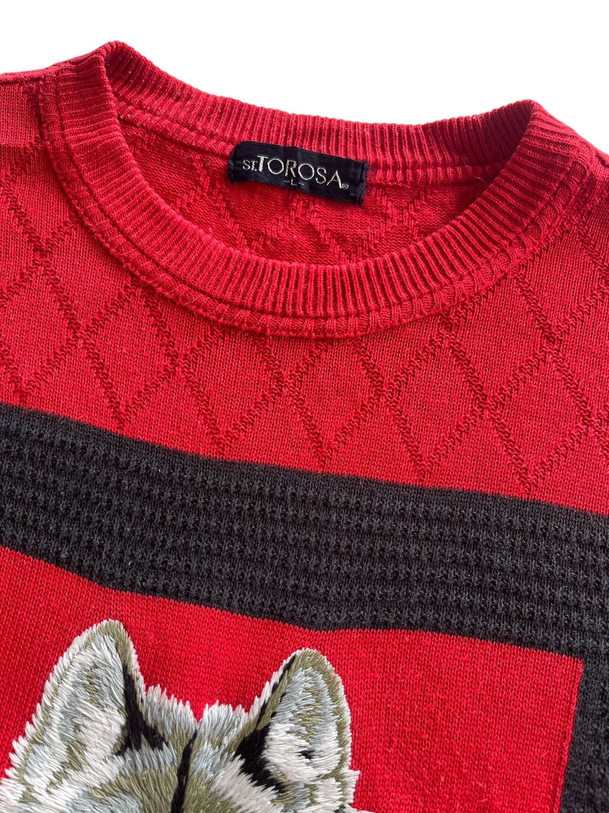 Vintage Vintage St.Torosa Genova Wolf Embroidery Jumper Knitted Size US L / EU 52-54 / 3 - 6 Thumbnail