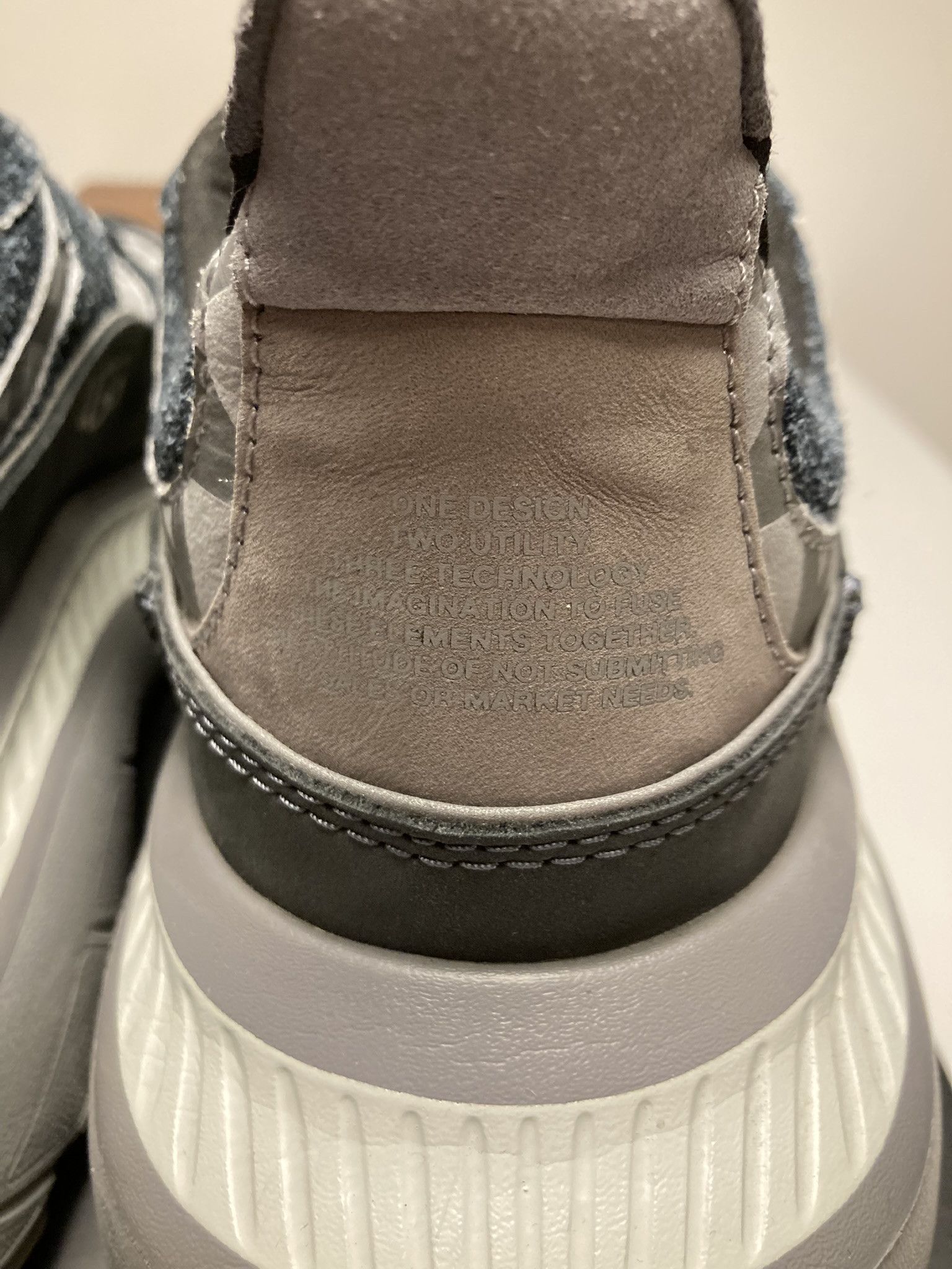 White Mountaineering White Mountaineering x Ugg Sneakers Size US 12 / EU 45 - 6 Thumbnail