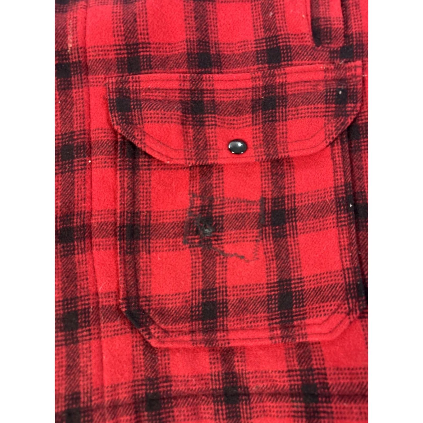 Vintage VINTAGE Woolrich 523 Chore Coat Mens 40 Buffalo Plaid Mackinaw Wool Jacket Coat Regular Red Plaid USA 60s Mens Size US XXS / EU 40 - 4 Thumbnail