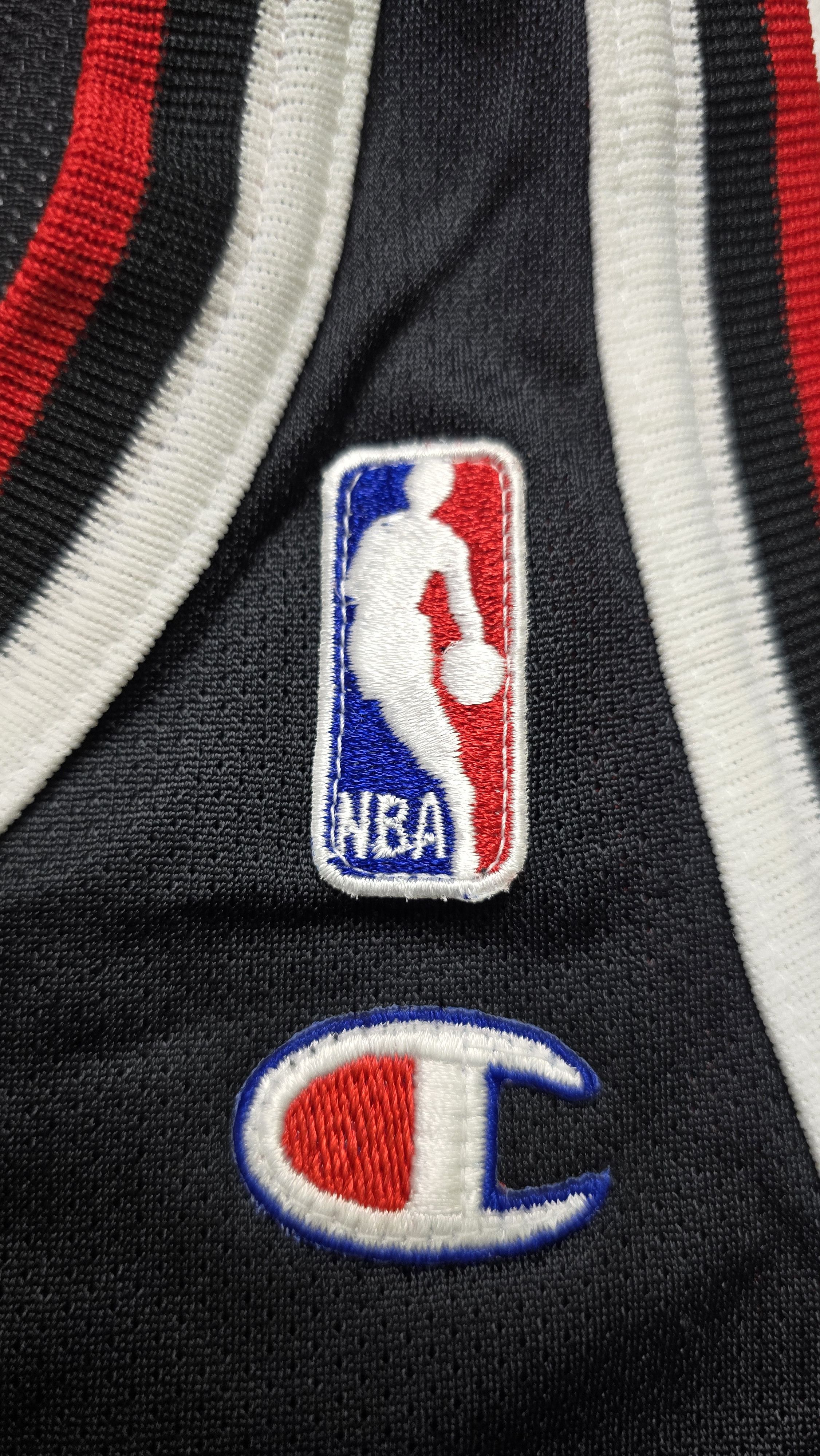 Champion Vintage 90s Champion Michael Jordan #23 Chicago Bulls Jersey Size US L / EU 52-54 / 3 - 13 Thumbnail