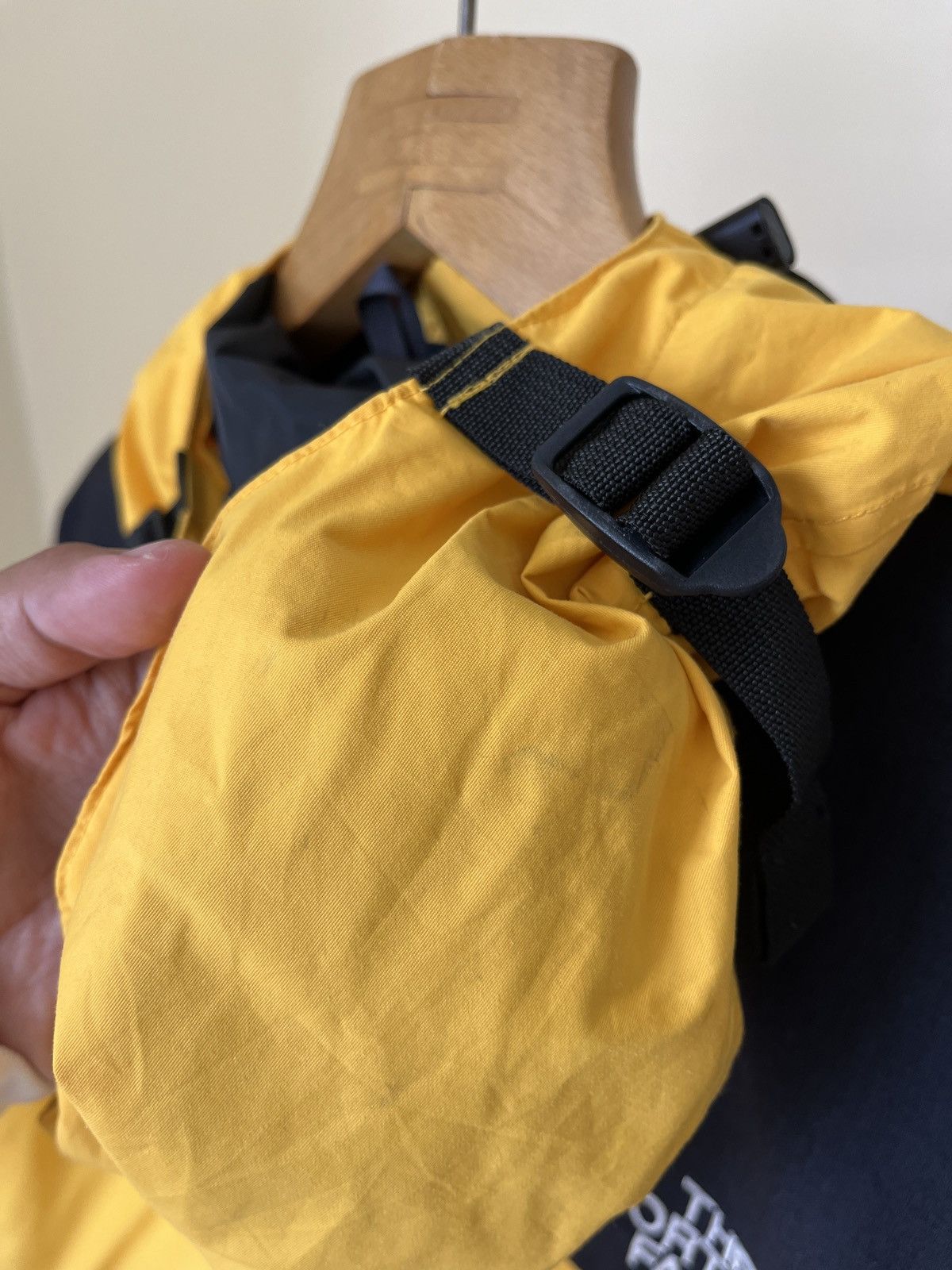 The North Face 90s The North Face Goretex Size US L / EU 52-54 / 3 - 7 Thumbnail