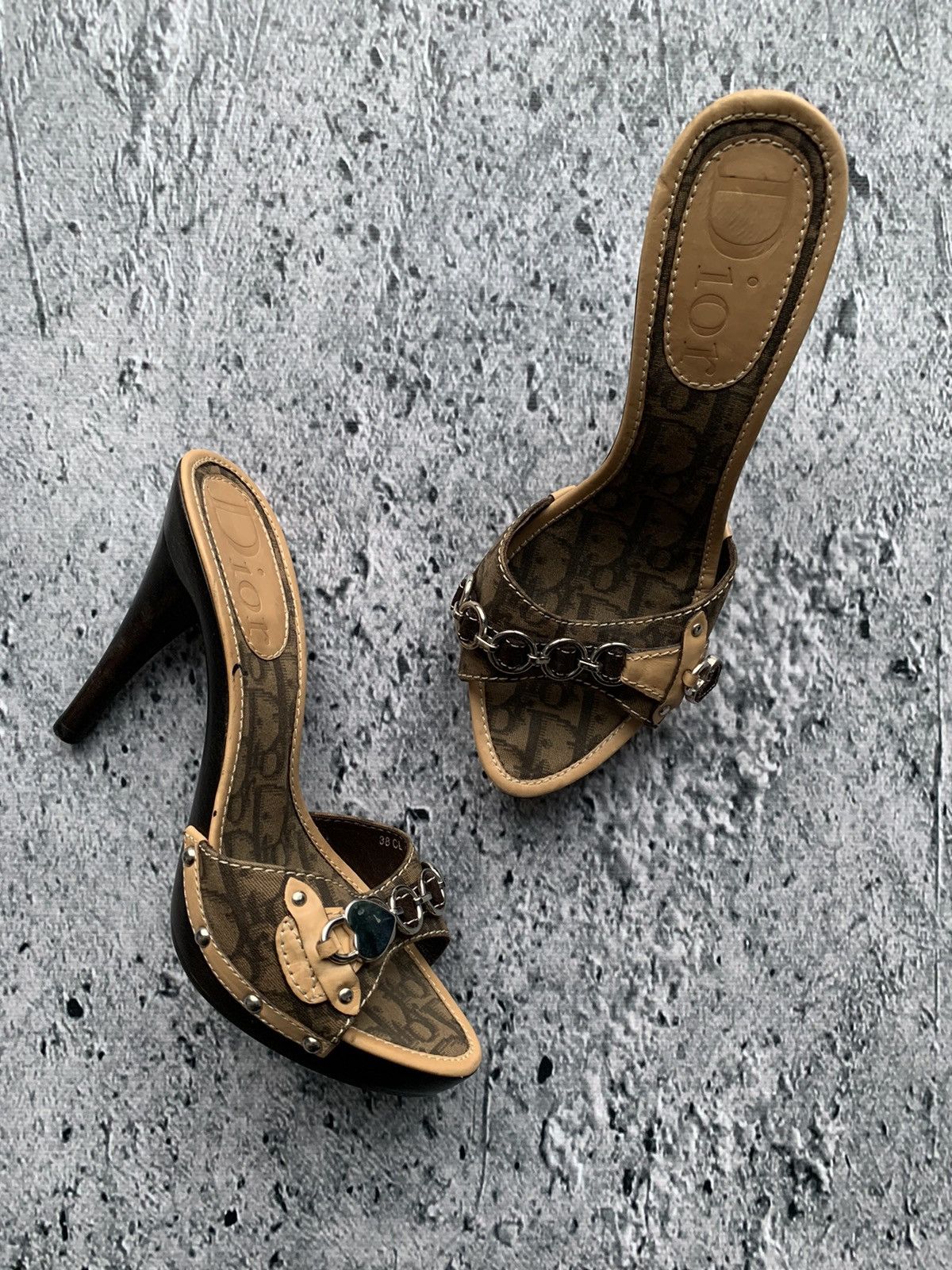 Vintage dior sandals sales
