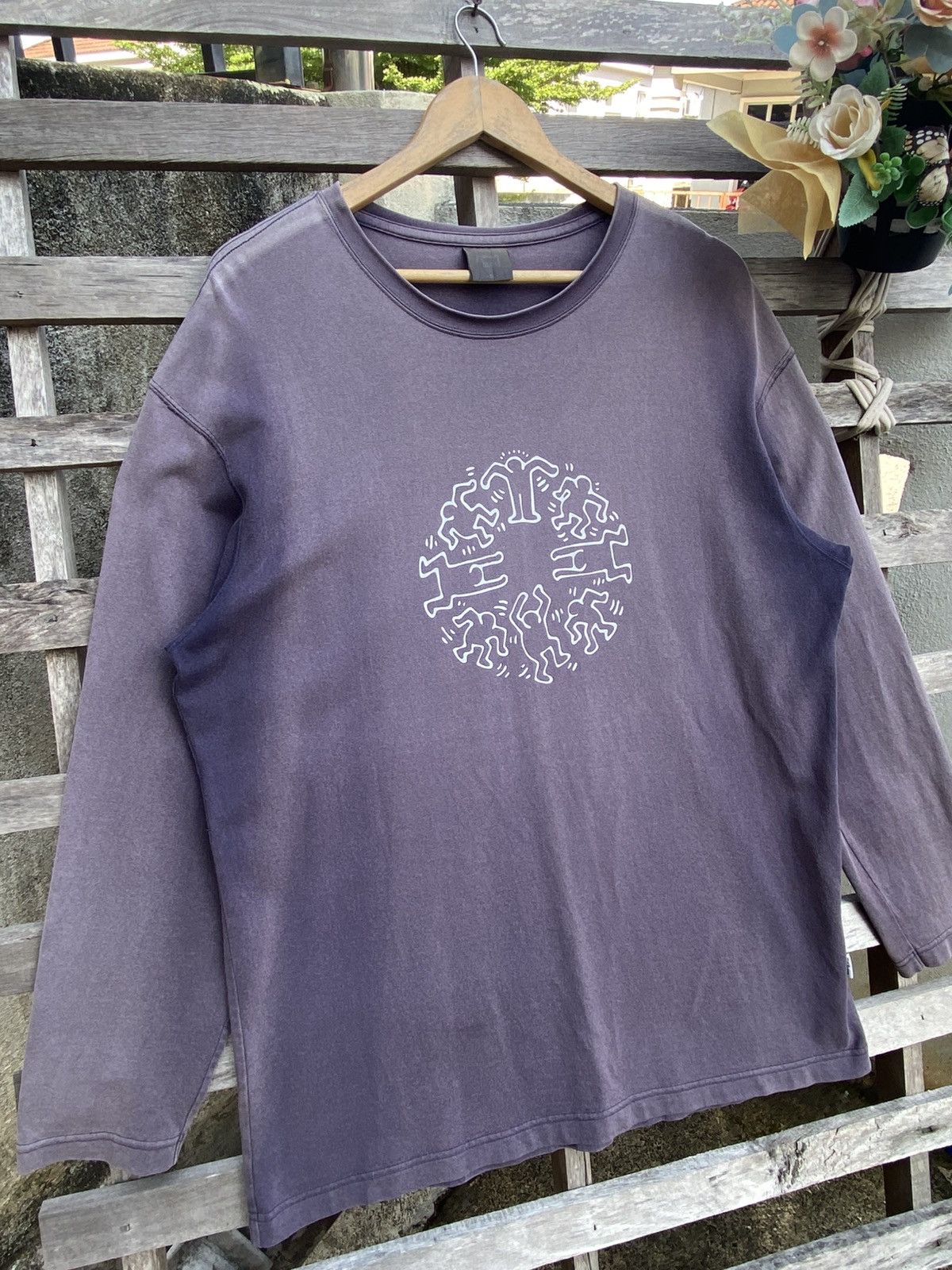 Keith Haring Sunfaded ❗️ Uniqlo x Keith Haring graphic long-sleeve t-shirt Size US XL / EU 56 / 4 - 1 Thumbnail