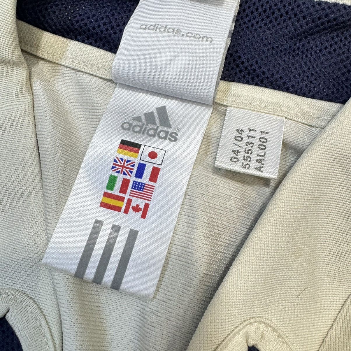 Adidas Japan 04/05 away shirt (bnwt) Size US M / EU 48-50 / 2 - 7 Thumbnail