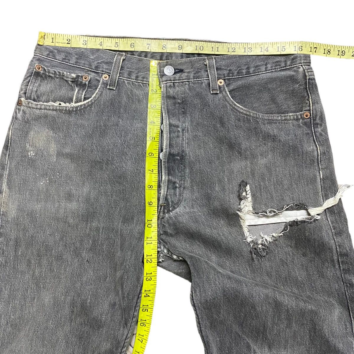 Levi's Vintage 90s Levis 501 Distressed Jeans Size US 33 - 19 Thumbnail