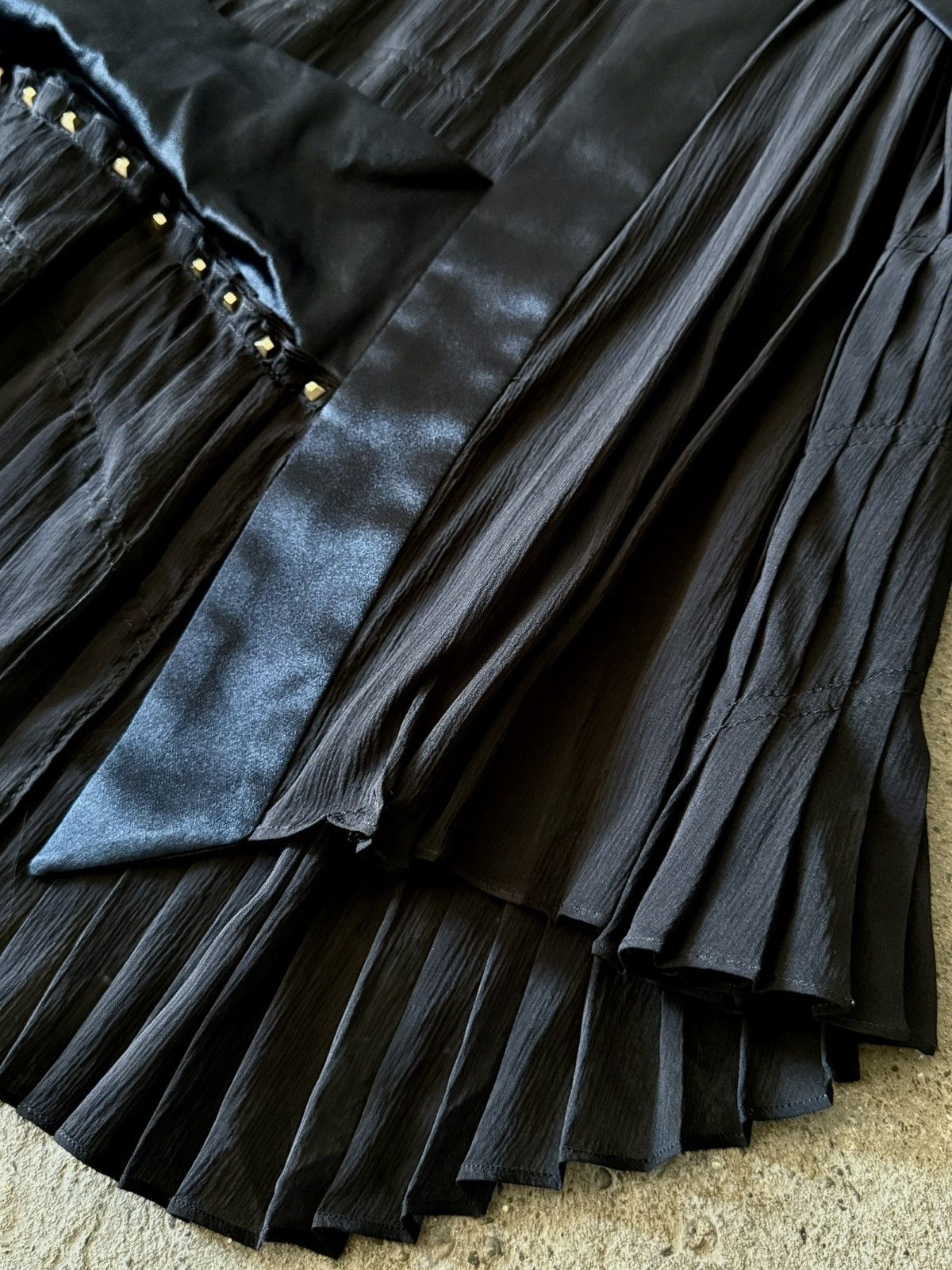 Gucci Gucci - Tom Ford - FW2003 - Cut out Silk - Evening dress Size XS / US 0-2 / IT 36-38 - 20 Thumbnail