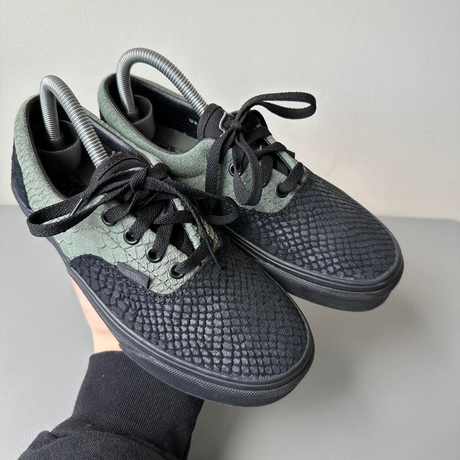 Vans Harry Potter Black Green Slytherin Vans Era Snake Shoe Size US 7.5 / IT 37.5 - 6 Thumbnail