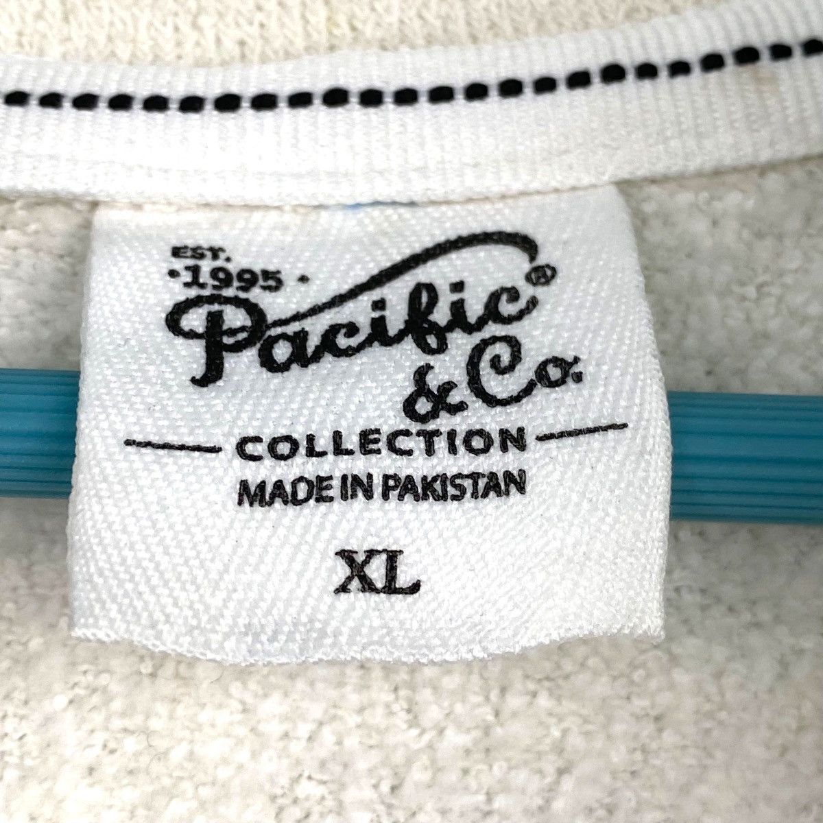 Pacific and Co. × Vintage Vintage Pacific Co Small Embroidered Logo Quater Zip Size US XL / EU 56 / 4 - 5 Thumbnail