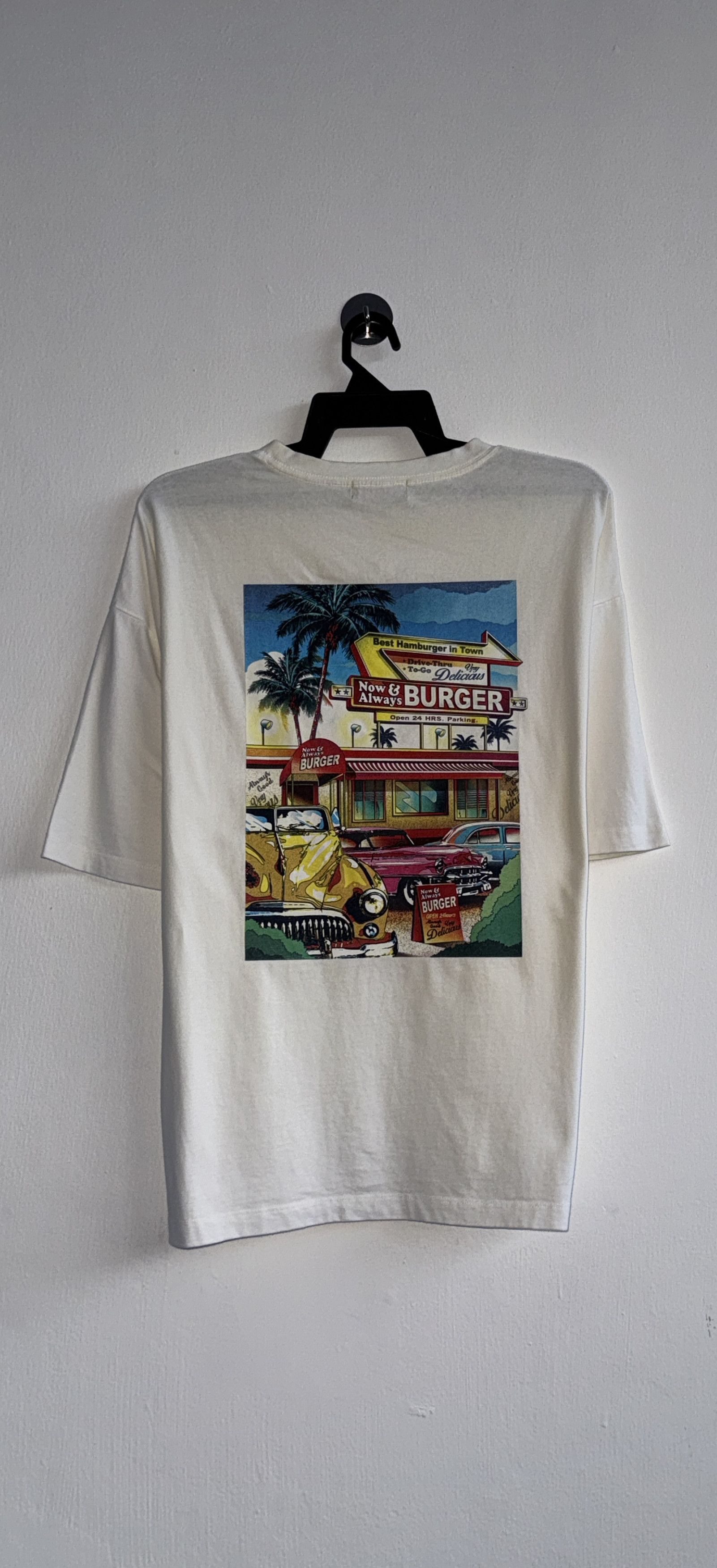 Vintage In-N-Out Burger T-Shirt Size US XL / EU 56 / 4 - 1 Thumbnail